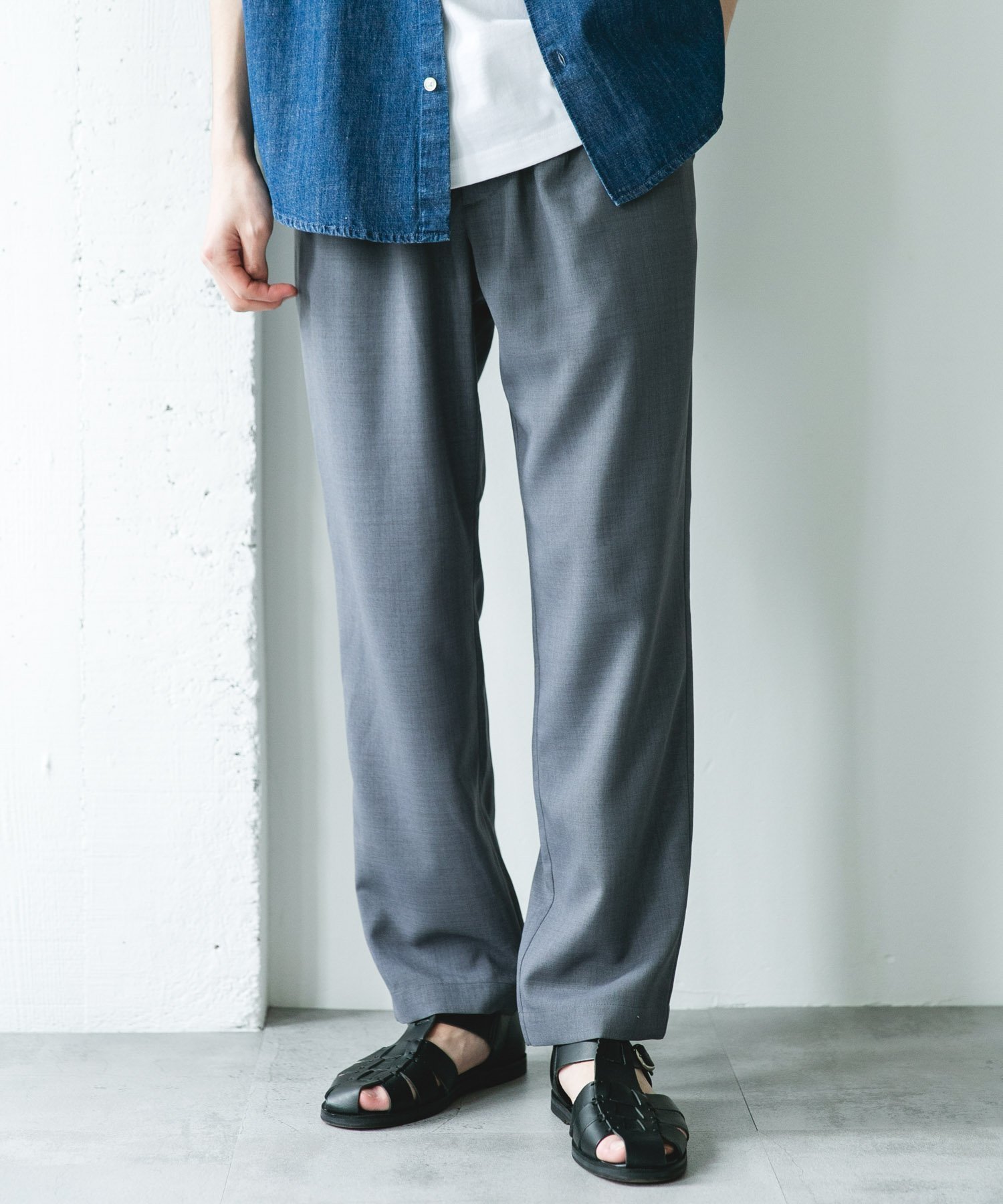 【アーバンリサーチ ドアーズ/URBAN RESEARCH DOORS / MEN】のリネンライクイージートラウザー インテリア・キッズ・メンズ・レディースファッション・服の通販 founy(ファウニー) 　ファッション　Fashion　メンズファッション　Fashion for Men　カットソー　Cut and Sewn Top　カーディガン　Cardigan, Knitwear　吸水　Absorbent, Quick-Dry　サンダル　Sandals, Summer Shoes　スニーカー　Sneakers, Trainers　スマート　Smart, Elegant　デスク　Desk, Work Desk　ドローコード　Drawcord, Drawstring Cord　フロント　Front, Front Design　リネン　Linen, Linen Fabric　リラックス　Relax, Relaxed Fit　ワーク　Workwear, Utility Style　S/S・春夏　SS, Spring/Summer, Warm Season　おすすめ　Recommended / Our Picks　夏　Summer　旅行　Travel　2026年　2026　2026春夏・S/S　Spring/Summer 2026 SS26　グレー|ID: prp329100004983935 ipo3291000000037335033