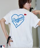 【フリークスストア/FREAK'S STORE】の機能性素材 別注 MLB バックプリント ハート Tシャツ 限定展開 大人の最旬トレンドファッション＆コーディネート founy(ファウニー) ファッション Fashion レディースファッション Fashion for Women トップス・カットソー Cut & Sew Tops シャツ・ブラウス・オフィスカジュアル Elegant Blouses & Button-Ups ロングTシャツ・Tシャツ Longline T-Shirts & Tees バッグ Bags カーゴパンツ Cargo Pants, Utility Pants キャップ Cap, Baseball Cap グラフィック Graphic, Graphic Design コーデュロイ Corduroy, Cord Fabric 吸水 Absorbent, Quick-Dry シンプル Simple, Minimal スニーカー Sneakers, Trainers スポーツ Sports, Activewear スラックス Slacks, Dress Pants バランス Balance, Style Balance ビッグ Big, Oversized フロント Front, Front Design プリント Print, Printed Pattern 別注 Limited Edition, Custom Order ミックス Mix, Mixed Style モチーフ Motif, Design Theme ユニセックス Unisex, Genderless リラックス Relax, Relaxed Fit ルーズ Loose, Oversized ロング Long, Long-Length S/S・春夏 SS, Spring/Summer, Warm Season おすすめ Recommended / Our Picks 夏 Summer エレガント 上品 Elegant thumbnail ホワイト|ID: prp329100004983957 ipo3291000000037335143