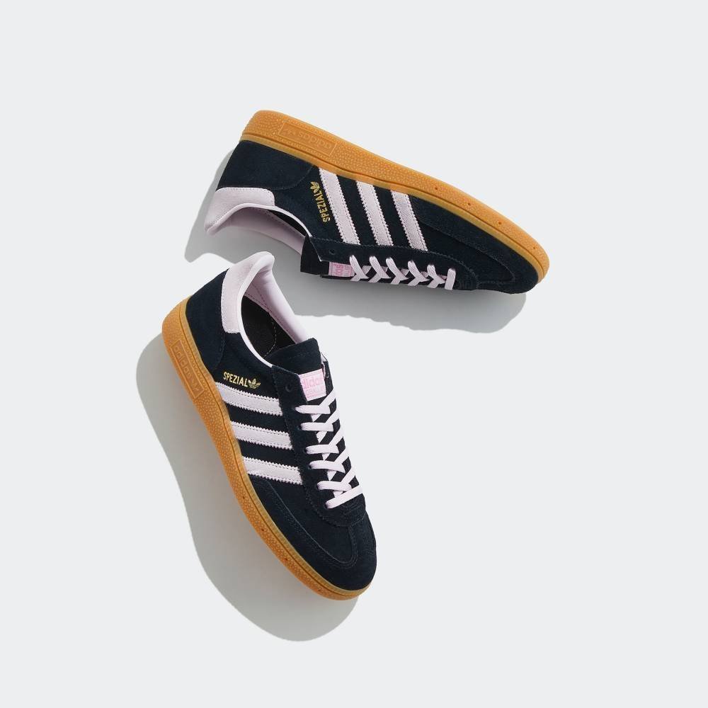 【アディダス/adidas】の【公式】アディダス adidas 返品可 ハンドボール スペツィアル / Handball Spezial 大人の最旬トレンドファッション＆コーディネート founy(ファウニー) 　ファッション　Fashion　レディースファッション　Fashion for Women　クラシック　Classic, Timeless Style　シューズ　Shoes, Footwear　スニーカー　Sneakers, Trainers　フィット　Fit, Slim Fit　レギュラー　Regular, Standard Fit　 other-1|ID: prp329100004983972 ipo3291000000037335198