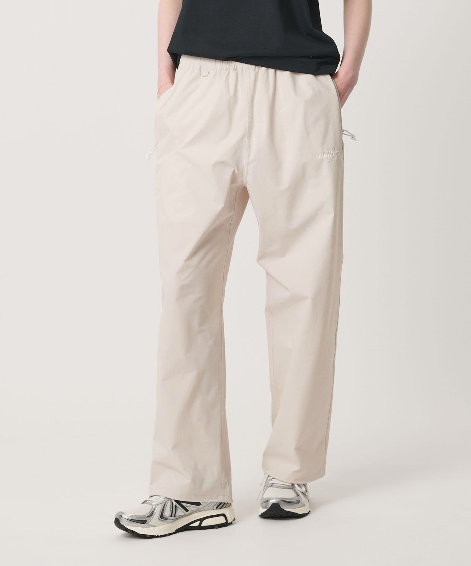 【ビューティ&ユース ユナイテッドアローズ/BEAUTY&YOUTH / UNITED ARROWS / MEN】のCGS. ACTIVE LINE PARTEX UNLIMITED フィールド パンツ インテリア・キッズ・メンズ・レディースファッション・服の通販 founy(ファウニー) 　ファッション　Fashion　メンズファッション　Fashion for Men　ボトムス　Bottoms　アウトドア　Outdoor Clothing　シューズ　Shoes, Footwear　ジップ　Zip, Zipper　ジャケット　Jacket, Outerwear　ストレッチ　Stretch, Stretchy Fabric　ストレート　Straight, Straight Cut　スニーカー　Sneakers, Trainers　セットアップ　Set-Up, Coordinated Outfit　ドローコード　Drawcord, Drawstring Cord　フォルム　Silhouette, Form　ポケット　Pocket, Pocket Detail　リップ　Lip, Lip Motif　ワイド　Wide, Wide Fit　OFF WHITE|ID: prp329100004983999 ipo3291000000037335301