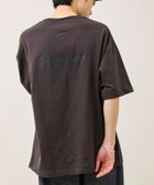【フレディアンドグロスター/FREDY&GLOSTER / MEN】の【KELTY×GLOSTER】別注 バックタイポロゴT チャコールグレー|ID: prp329100004984013 ipo3291000000037335379