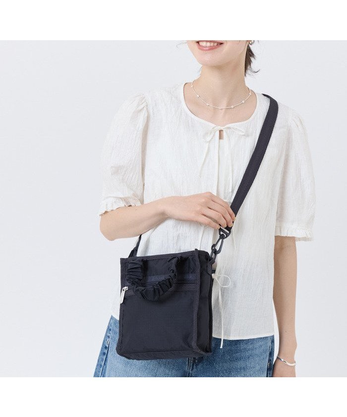 【レスポートサック/LeSportsac】の【公式】レスポートサック ミニバッグ 1287R111 LeSportsac 大人の最旬トレンドファッション＆コーディネート founy(ファウニー) 　ファッション　Fashion　レディースファッション　Fashion for Women　スポーツウェア　Functional & Stylish Sportswear　スポーツバッグ・ジム用ポーチ・バックパック　Gym Bag / Sports Backpack / Pouch for Training　アウトドア　Outdoor Clothing　ギャザー　Gathered, Ruffled　軽量　Lightweight, Ultra Light　シンプル　Simple, Minimal　スマート　Smart, Elegant　財布　Wallet, Purse　ポケット　Pocket, Pocket Detail　ポーチ　Pouch, Small Case　無地　Plain, Solid Color　おすすめ　Recommended / Our Picks　旅行　Travel　 other-1|ID: prp329100004984017 ipo3291000000037335393