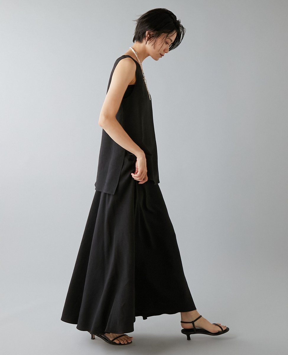 【リエス/Liesse】のレーヨン/リネンバイヤスロングスカート インテリア・キッズ・メンズ・レディースファッション・服の通販 founy(ファウニー) 　ファッション　Fashion　レディースファッション　Fashion for Women　スカート　Skirts　ロングスカート　Long Skirts / Maxi & Midi Skirts　おすすめ　Recommended / Our Picks　サテン　Satin, Glossy Fabric　セットアップ　Set-Up, Coordinated Outfit　ドレープ　Drape, Draping Fabric　バイアス　Bias, Diagonal Cut　バランス　Balance, Style Balance　フレア　Flare, Flared　リラックス　Relax, Relaxed Fit　エレガント 上品　Elegant　ブラック|ID: prp329100004984402 ipo3291000000037338691
