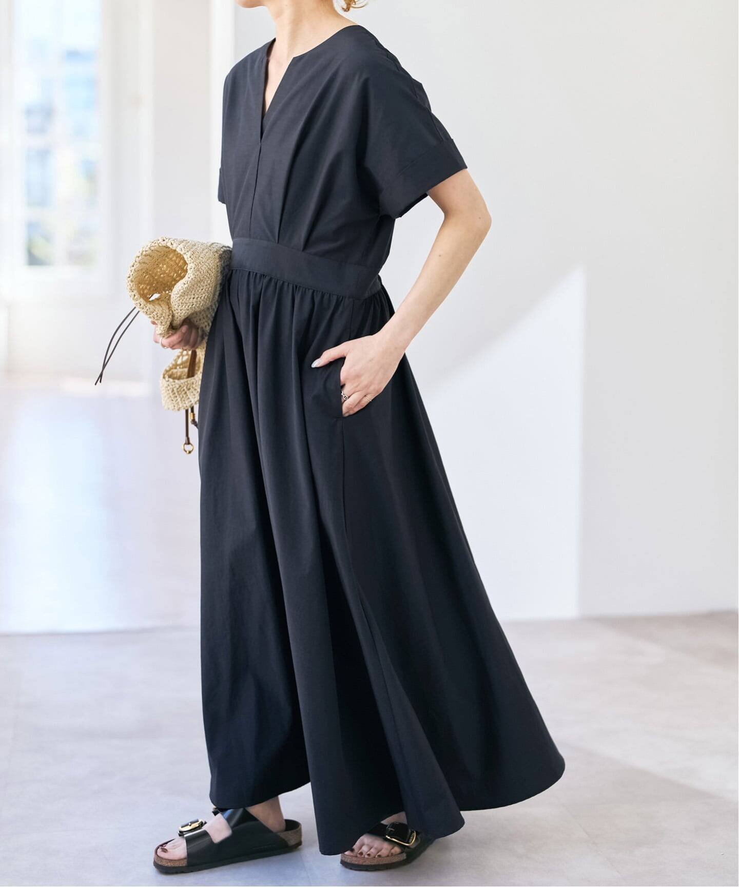 【スピック&スパン/Spick & Span】のタイプライタータックワンピース インテリア・キッズ・メンズ・レディースファッション・服の通販 founy(ファウニー) 　ファッション　Fashion　レディースファッション　Fashion for Women　ワンピース　Dresses　シンプル　Simple, Minimal　バランス　Balance, Style Balance　ネイビー|ID: prp329100004984411 ipo3291000000037338733