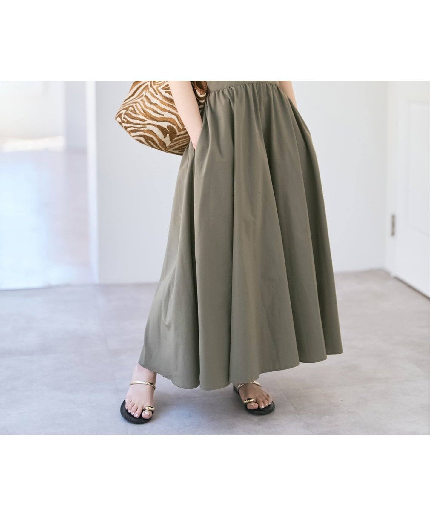 【スピック&スパン/Spick & Span】のタイプライタータックワンピース インテリア・キッズ・メンズ・レディースファッション・服の通販 founy(ファウニー) 　ファッション　Fashion　レディースファッション　Fashion for Women　ワンピース　Dresses　シンプル　Simple, Minimal　バランス　Balance, Style Balance　カーキ|ID: prp329100004984411 ipo3291000000037338734