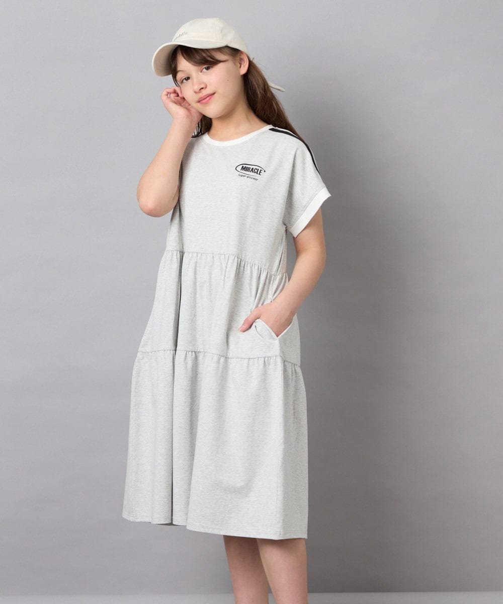 【アー ヴェー ヴェー/a.v.v / KIDS】の120-160 【接触冷感/毛玉になりにくい】配色ティアードワンピース インテリア・キッズ・メンズ・レディースファッション・服の通販 founy(ファウニー) 　ファッション　Fashion　キッズファッション　Fashion for Kids　ワンピース　Dresses　カットソー　Cut and Sewn Top　ガーリー　Girly, Feminine Style　キャップ　Cap, Baseball Cap　シアー　Sheer, See-Through　シンプル　Simple, Minimal　スポーティ　Sporty, Casual Athletic　ティアード　Tiered, Tiered Style　ティアードワンピース　Tiered Dress, Flared Dress　ポケット　Pocket, Pocket Detail　羽織　Haori, Light Jacket　再入荷　Restock / Back in Stock　夏　Summer　ライトグレー|ID: prp329100004984548 ipo3291000000037339388