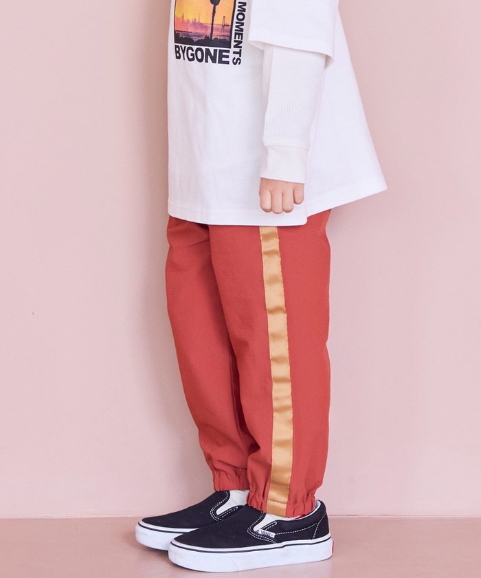 【マーキーズ/MARKEY'S / KIDS】のキャンプロングパンツ インテリア・キッズ・メンズ・レディースファッション・服の通販 founy(ファウニー) https://founy.com/ ファッション Fashion キッズファッション Fashion for Kids ボトムス Bottoms おすすめ Recommended / Our Picks サンダル Sandals, Summer Shoes スウェット / スエット Sweatshirt, Sweatwear スニーカー Sneakers, Trainers スポーティ Sporty, Casual Athletic フィット Fit, Slim Fit ポケット Pocket, Pocket Detail ロング Long, Long-Length |ID: prp329100004984602 ipo3291000000037385287