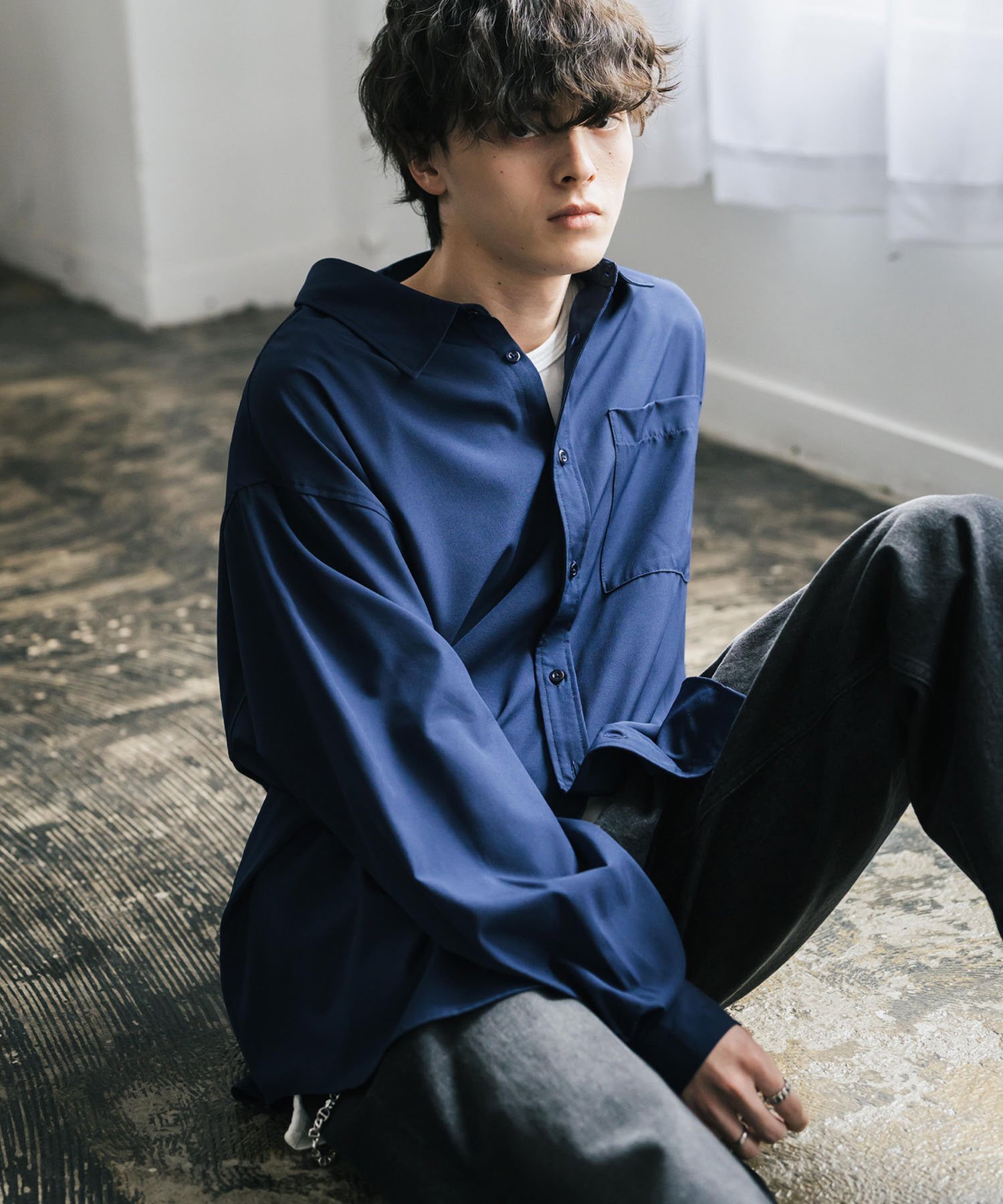 【ロッキーモンロー/Rocky Monroe】の新色追加 オーバーサイズレギュラーカラーストレッチシャツ インテリア・キッズ・メンズ・レディースファッション・服の通販 founy(ファウニー) 　ファッション　Fashion　レディースファッション　Fashion for Women　トップス・カットソー　Cut & Sew Tops　シャツ・ブラウス・オフィスカジュアル　Elegant Blouses & Button-Ups　カットソー　Cut and Sewn Top　ジャケット　Jacket, Outerwear　ストレッチ　Stretch, Stretchy Fabric　とろみ　Fluid, Flowy Fabric　バランス　Balance, Style Balance　メンズ　Men's, Menswear　リラックス　Relax, Relaxed Fit　レギュラー　Regular, Standard Fit　ワイド　Wide, Wide Fit　再入荷　Restock / Back in Stock　おすすめ　Recommended / Our Picks　エレガント 上品　Elegant　ビジネス 仕事 通勤　Business / Work / Commuting　ネイビー|ID: prp329100004984779 ipo3291000000037340736