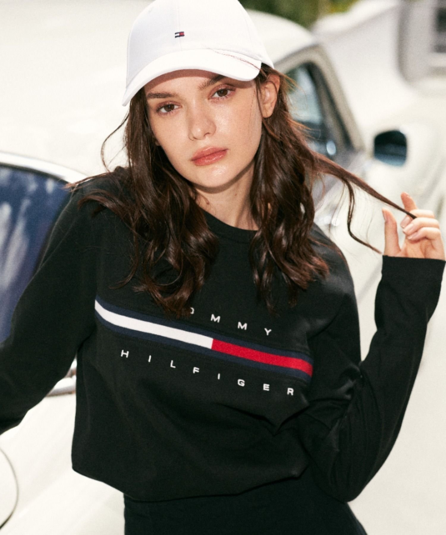 【トミーヒルフィガー/TOMMY HILFIGER】の【オンライン限定】トミーヒルフィガーロゴロングスリーブTシャツ / TINO TEE インテリア・キッズ・メンズ・レディースファッション・服の通販 founy(ファウニー) 　ファッション　Fashion　レディースファッション　Fashion for Women　トップス・カットソー　Cut & Sew Tops　シャツ・ブラウス・オフィスカジュアル　Elegant Blouses & Button-Ups　ロングTシャツ・Tシャツ　Longline T-Shirts & Tees　アメリカン　American Style　インナー　Innerwear　クラシック　Classic, Timeless Style　デニム　Denim, Jeans Material　人気　Popular, Best Seller　長袖　Long Sleeve, Full Sleeve　ボトム　Bottoms, Lower Wear　モダン　Modern, Contemporary　モチーフ　Motif, Design Theme　リラックス　Relax, Relaxed Fit　ルーズ　Loose, Oversized　ゴルフ　Golf　ブラックBDS|ID: prp329100004984789 ipo3291000000037340794