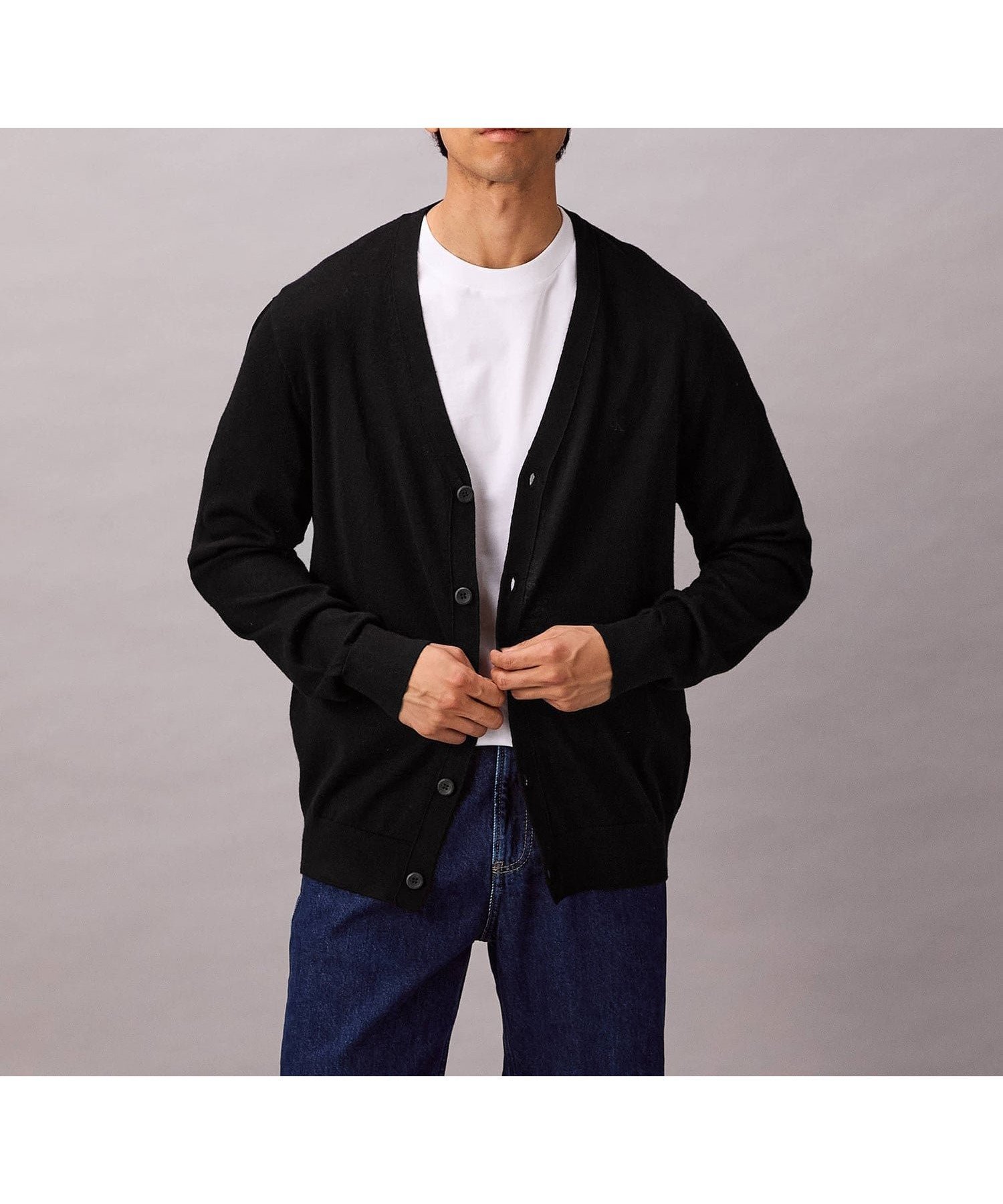 【カルバンクライン/Calvin Klein】の【公式ショップ】 カルバンクライン カーディガン Calvin Klein 40QM317 インテリア・キッズ・メンズ・レディースファッション・服の通販 founy(ファウニー) 　ファッション　Fashion　レディースファッション　Fashion for Women　トップス・カットソー　Cut & Sew Tops　カーディガン・羽織り　Layered Style Cardigans　カーディガン　Cardigan, Knitwear　スタンダード　Standard, Basic　Black|ID: prp329100004984802 ipo3291000000037340843