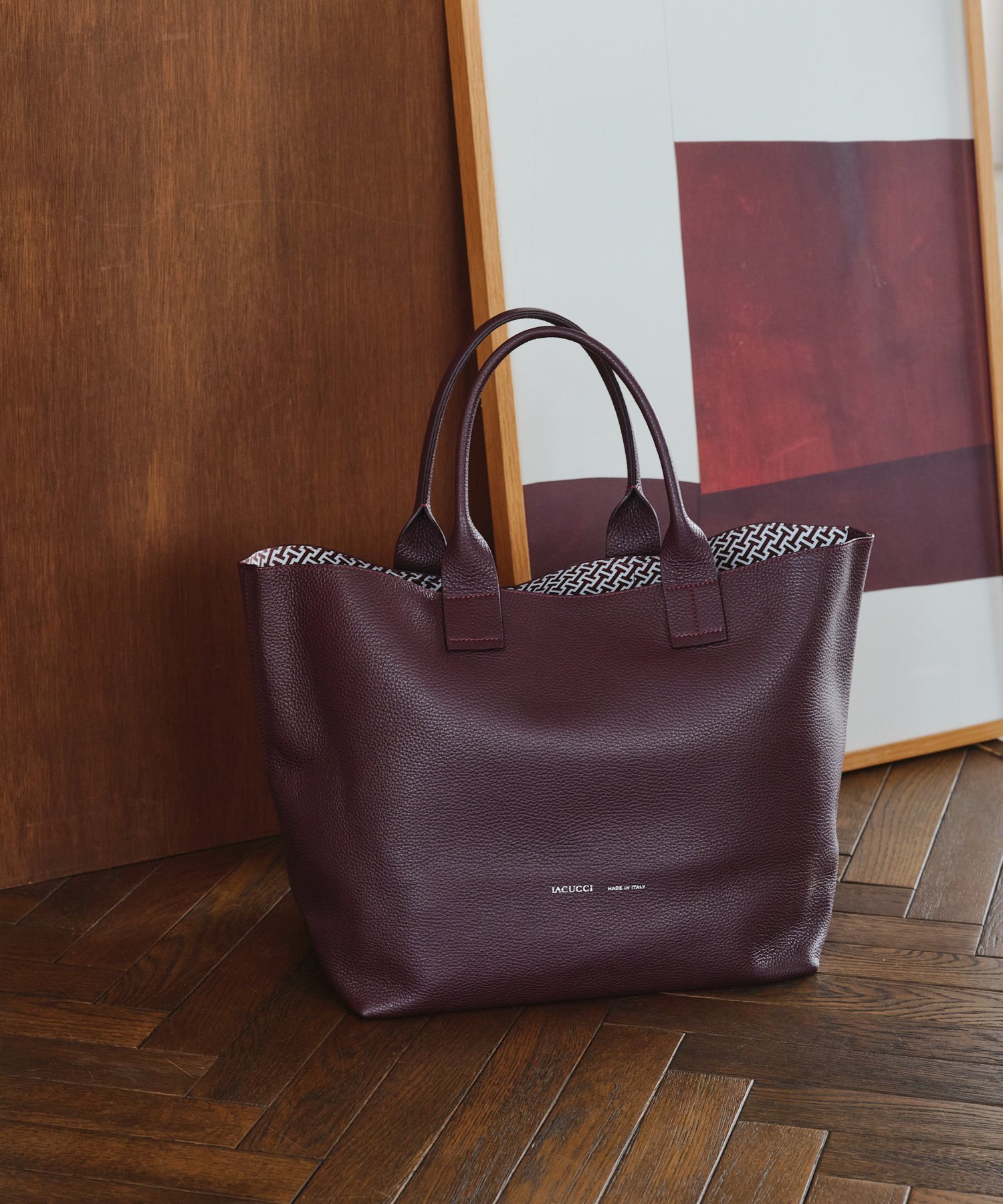 【イアクッチ/IACUCCI】のオペラ L CERVO/STAMPA INTERNA インテリア・キッズ・メンズ・レディースファッション・服の通販 founy(ファウニー) 　ファッション　Fashion　レディースファッション　Fashion for Women　春　Spring　コレクション　Collection, Seasonal Line　軽量　Lightweight, Ultra Light　シンプル　Simple, Minimal　ビッグ　Big, Oversized　フォルム　Silhouette, Form　プリント　Print, Printed Pattern　レオパード　Leopard, Animal Print　A/W・秋冬　Autumn/Winter　S/S・春夏　SS, Spring/Summer, Warm Season　おすすめ　Recommended / Our Picks　夏　Summer　旅行　Travel　エレガント 上品　Elegant　ビジネス 仕事 通勤　Business / Work / Commuting　2025年　2025　2025-2026秋冬・A/W　Autumn/Winter 2025–26 AW25–26　バーガンディー|ID: prp329100004984813 ipo3291000000037340904