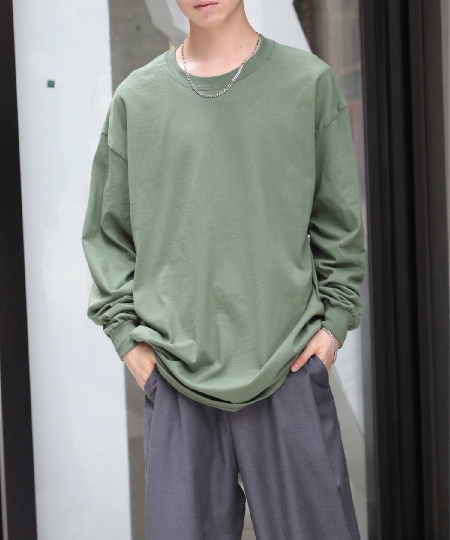 【セットアップセブン/SETUP7】のGILDAN/【USA企画】6.0オンス USA ウルトラコットンビッグシルエット 袖リブ ロングスリーブ Tシャツ 長袖 無地 ロンT カットソー ギルダン GL2400 インテリア・キッズ・メンズ・レディースファッション・服の通販 founy(ファウニー) 　ファッション　Fashion　レディースファッション　Fashion for Women　トップス・カットソー　Cut & Sew Tops　シャツ・ブラウス・オフィスカジュアル　Elegant Blouses & Button-Ups　ロングTシャツ・Tシャツ　Longline T-Shirts & Tees　カットソー・ベーシックTシャツ　Cut-and-Sewn Tops / Stretch Tees & Basics　アンダー　Underwear Essentials　インナー　Innerwear　春　Spring　カットソー　Cut and Sewn Top　ジャケット　Jacket, Outerwear　スキニー　Skinny, Slim Fit　スポーツ　Sports, Activewear　スリーブ　Sleeve, Long Sleeve / Short Sleeve　セットアップ　Set-Up, Coordinated Outfit　デニム　Denim, Jeans Material　定番　Standard, Basic Item　人気　Popular, Best Seller　長袖　Long Sleeve, Full Sleeve　ビッグ　Big, Oversized　プリント　Print, Printed Pattern　プリーツ　Pleats, Pleated　ベーシック　Basic, Essential　ボトム　Bottoms, Lower Wear　防寒　Cold Protection, Winter-Ready　マーメイド　Mermaid, Fishtail Silhouette　無地　Plain, Solid Color　ラグジュアリー　Luxury, Elegant　ロング　Long, Long-Length　ワイド　Wide, Wide Fit　KHK|ID: prp329100004984856 ipo3291000000037341112
