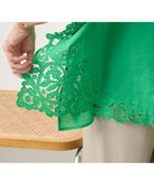 【ビアズリー/BEARDSLEY】の裾カットワークシャツ 大人の最旬トレンドファッション＆コーディネート founy(ファウニー) ファッション Fashion レディースファッション Fashion for Women トップス・カットソー Cut & Sew Tops シャツ・ブラウス・オフィスカジュアル Elegant Blouses & Button-Ups ショルダー Shoulder, Shoulder Strap スキッパー Skipper, Open Collar スリット Slit, Slit Detail チュニック Tunic, Long Top ドロップ Drop Shoulder, Dropped Style 再入荷 Restock / Back in Stock thumbnail グリーン|ID: prp329100004984934 ipo3291000000037341543