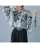 【ハレ/HARE】のアートフラワーガラシアーシャツ 大人の最旬トレンドファッション＆コーディネート founy(ファウニー) ファッション Fashion レディースファッション Fashion for Women トップス・カットソー Cut & Sew Tops シャツ・ブラウス・オフィスカジュアル Elegant Blouses & Button-Ups アクセサリー Fashion Accessories インナー Innerwear ウェーブ Wavy Pattern オーガンジー Organza Fabric キャミソール Camisole, Spaghetti Strap Top ストレート Straight, Straight Cut スラックス Slacks, Dress Pants デニム Denim, Jeans Material フラワー Flower, Floral ブラウジング Blouson Silhouette, Cinched Waist マーメイド Mermaid, Fishtail Silhouette リラックス Relax, Relaxed Fit ワイド Wide, Wide Fit おすすめ Recommended / Our Picks 夏 Summer エレガント 上品 Elegant thumbnail グレー12|ID: prp329100004984941 ipo3291000000037341587