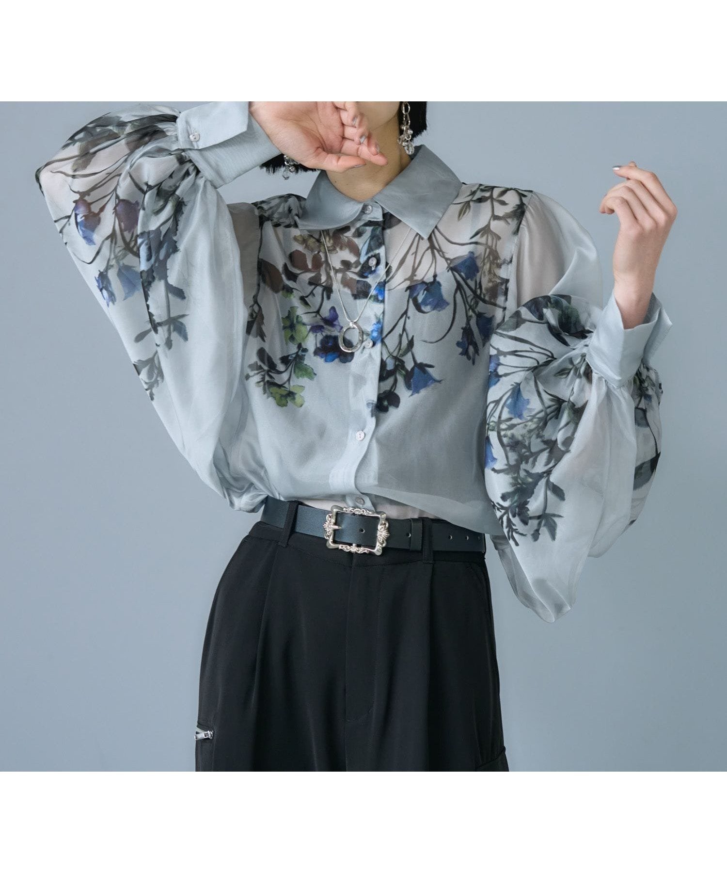 【ハレ/HARE】のアートフラワーガラシアーシャツ インテリア・キッズ・メンズ・レディースファッション・服の通販 founy(ファウニー) 　ファッション　Fashion　レディースファッション　Fashion for Women　トップス・カットソー　Cut & Sew Tops　シャツ・ブラウス・オフィスカジュアル　Elegant Blouses & Button-Ups　アクセサリー　Fashion Accessories　インナー　Innerwear　ウェーブ　Wavy Pattern　オーガンジー　Organza Fabric　キャミソール　Camisole, Spaghetti Strap Top　ストレート　Straight, Straight Cut　スラックス　Slacks, Dress Pants　デニム　Denim, Jeans Material　フラワー　Flower, Floral　ブラウジング　Blouson Silhouette, Cinched Waist　マーメイド　Mermaid, Fishtail Silhouette　リラックス　Relax, Relaxed Fit　ワイド　Wide, Wide Fit　おすすめ　Recommended / Our Picks　夏　Summer　エレガント 上品　Elegant　グレー12|ID: prp329100004984941 ipo3291000000037341587