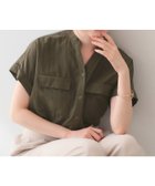 【インデックス/INDEX】の【接触冷感】ダブルポケットスキッパーブラウス《吸水速乾/防シワ/洗濯機OK/S~3L/7col》 大人の最旬トレンドファッション＆コーディネート founy(ファウニー) ファッション Fashion レディースファッション Fashion for Women トップス・カットソー Cut & Sew Tops シャツ・ブラウス・オフィスカジュアル Elegant Blouses & Button-Ups 吸水 Absorbent, Quick-Dry スキッパー Skipper, Open Collar スマート Smart, Elegant ダブル Double, Double-Breasted デコルテ Décolleté, Neckline トレンド Trend, Trending Now フロント Front, Front Design ポケット Pocket, Pocket Detail ミックス Mix, Mixed Style リラックス Relax, Relaxed Fit 旅行 Travel エレガント 上品 Elegant thumbnail カーキ|ID: prp329100004984964 ipo3291000000037341710