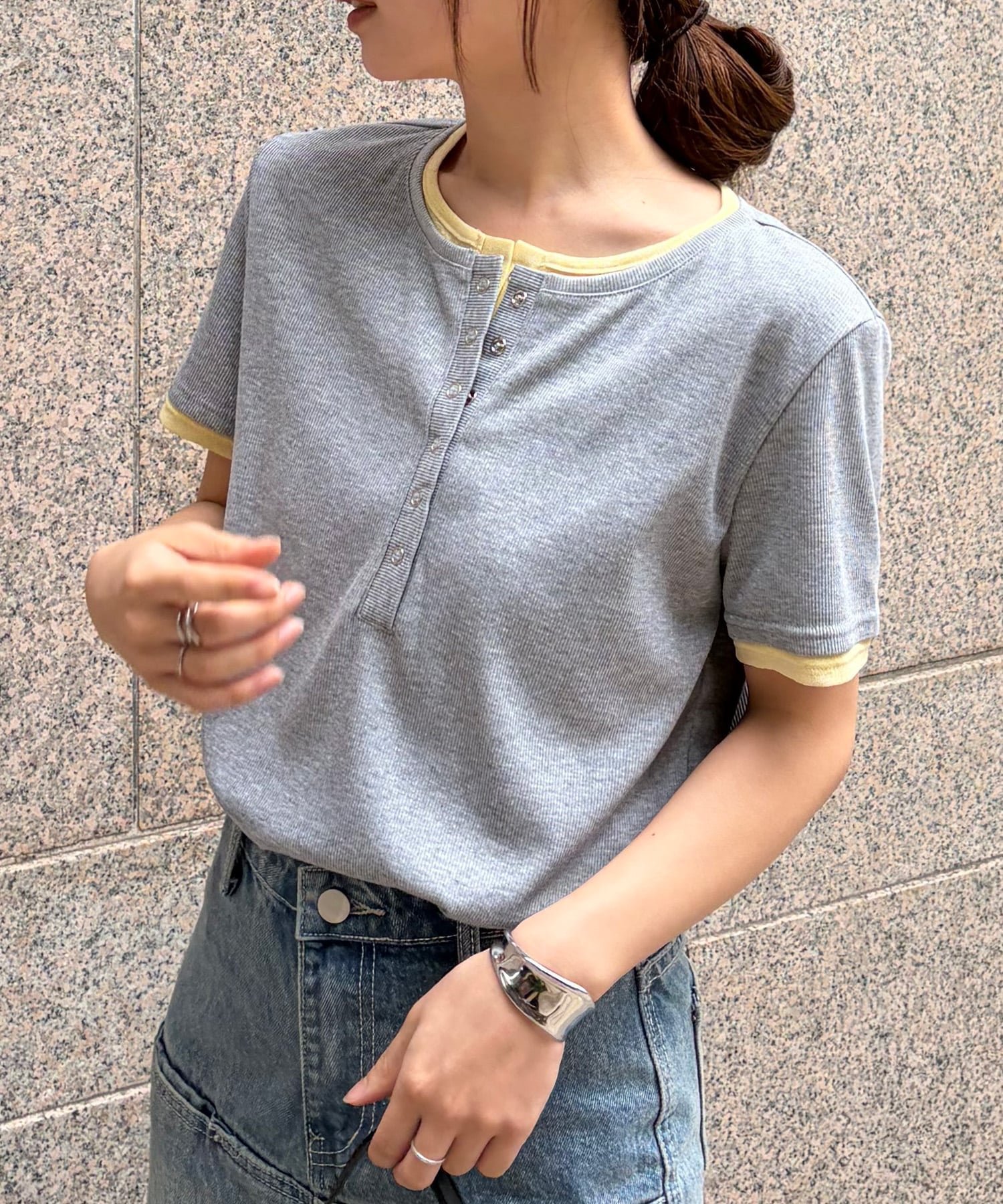 【ラナン/Ranan】のRanan/レイヤードヘンリーネックTシャツ インテリア・キッズ・メンズ・レディースファッション・服の通販 founy(ファウニー) 　ファッション　Fashion　レディースファッション　Fashion for Women　トップス・カットソー　Cut & Sew Tops　シャツ・ブラウス・オフィスカジュアル　Elegant Blouses & Button-Ups　ロングTシャツ・Tシャツ　Longline T-Shirts & Tees　インナー　Innerwear　スラックス　Slacks, Dress Pants　デニム　Denim, Jeans Material　ポケット　Pocket, Pocket Detail　半袖　Short Sleeve, Half Sleeve　ミドル　Middle Length, Mid Height　リラックス　Relax, Relaxed Fit　ワンポイント　One Point, Statement Accent　GR|ID: prp329100004984996 ipo3291000000037341899