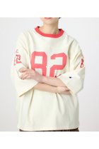 【ロデオクラウンズワイドボウル/RODEO CROWNS WIDE BOWL】の【Champion】フットボールTシャツ 大人の最旬トレンドファッション＆コーディネート founy(ファウニー) ファッション Fashion レディースファッション Fashion for Women トップス・カットソー Cut & Sew Tops シャツ・ブラウス・オフィスカジュアル Elegant Blouses & Button-Ups ロングTシャツ・Tシャツ Longline T-Shirts & Tees おすすめ Recommended / Our Picks デニム Denim, Jeans Material プリント Print, Printed Pattern ロング Long, Long-Length ワイド Wide, Wide Fit ヴィンテージ Vintage Style 別注 Limited Edition, Custom Order thumbnail O/WHT1|ID: prp329100004984998 ipo3291000000037341908