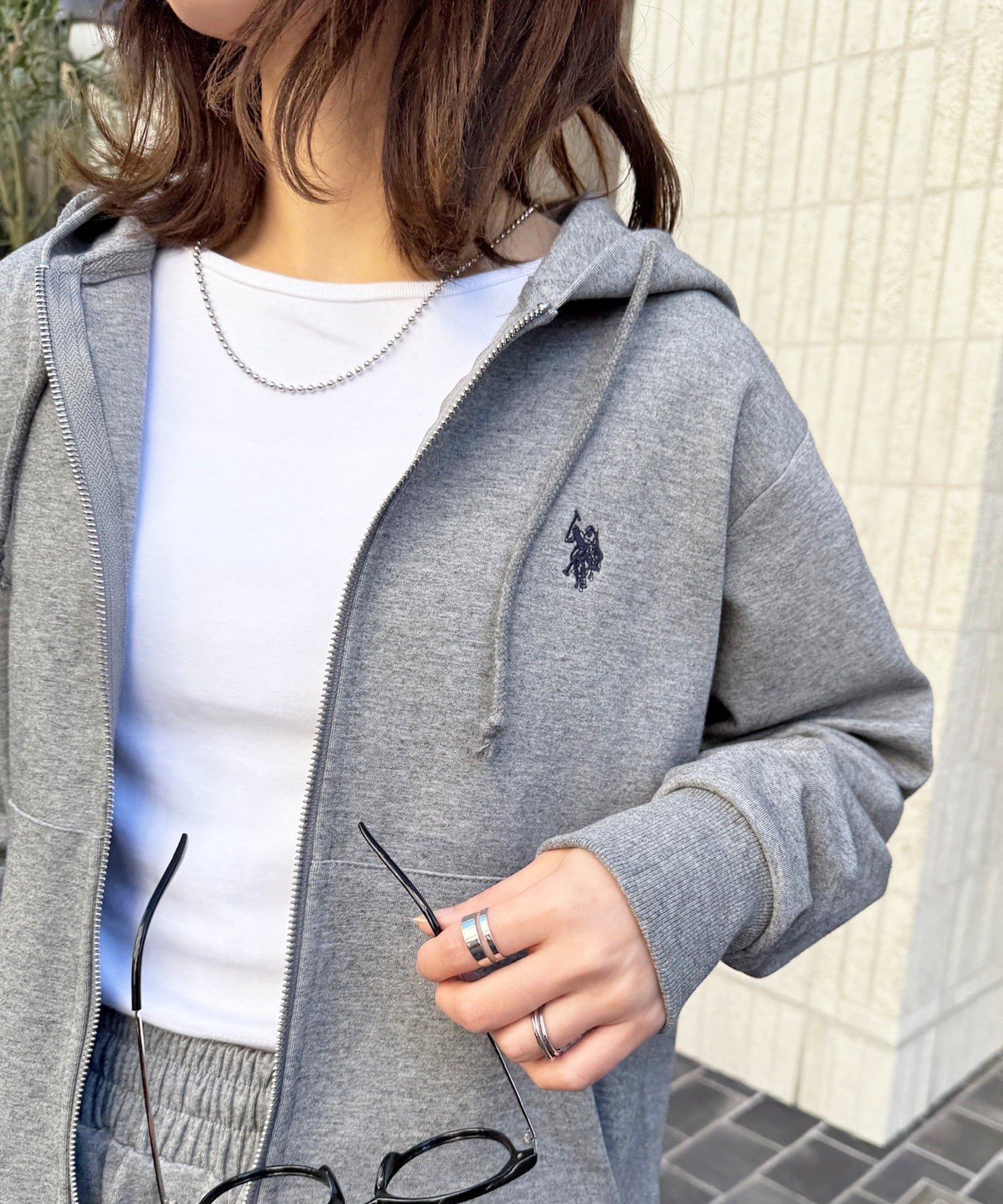 【セットアップセブン/SETUP7】のU.S. POLO ASSN./ワンポイントロゴ ダブルジップパーカー ポロ インテリア・キッズ・メンズ・レディースファッション・服の通販 founy(ファウニー) 　ファッション　Fashion　レディースファッション　Fashion for Women　トップス・カットソー　Cut & Sew Tops　レディースパーカー・カジュアルフーディー　Casual Hoodies & Sweatshirts　キャップ　Cap, Baseball Cap　ショート　Short, Short Length　シンプル　Simple, Minimal　スニーカー　Sneakers, Trainers　スポーツ　Sports, Activewear　スポーティ　Sporty, Casual Athletic　ダウン　Down, Puffer　デニム　Denim, Jeans Material　パーカー　Hoodie, Parka　フェイス　Face, Facial Design　リラックス　Relax, Relaxed Fit　ロング　Long, Long-Length　ワンポイント　One Point, Statement Accent　再入荷　Restock / Back in Stock　GRY|ID: prp329100004985045 ipo3291000000037342190