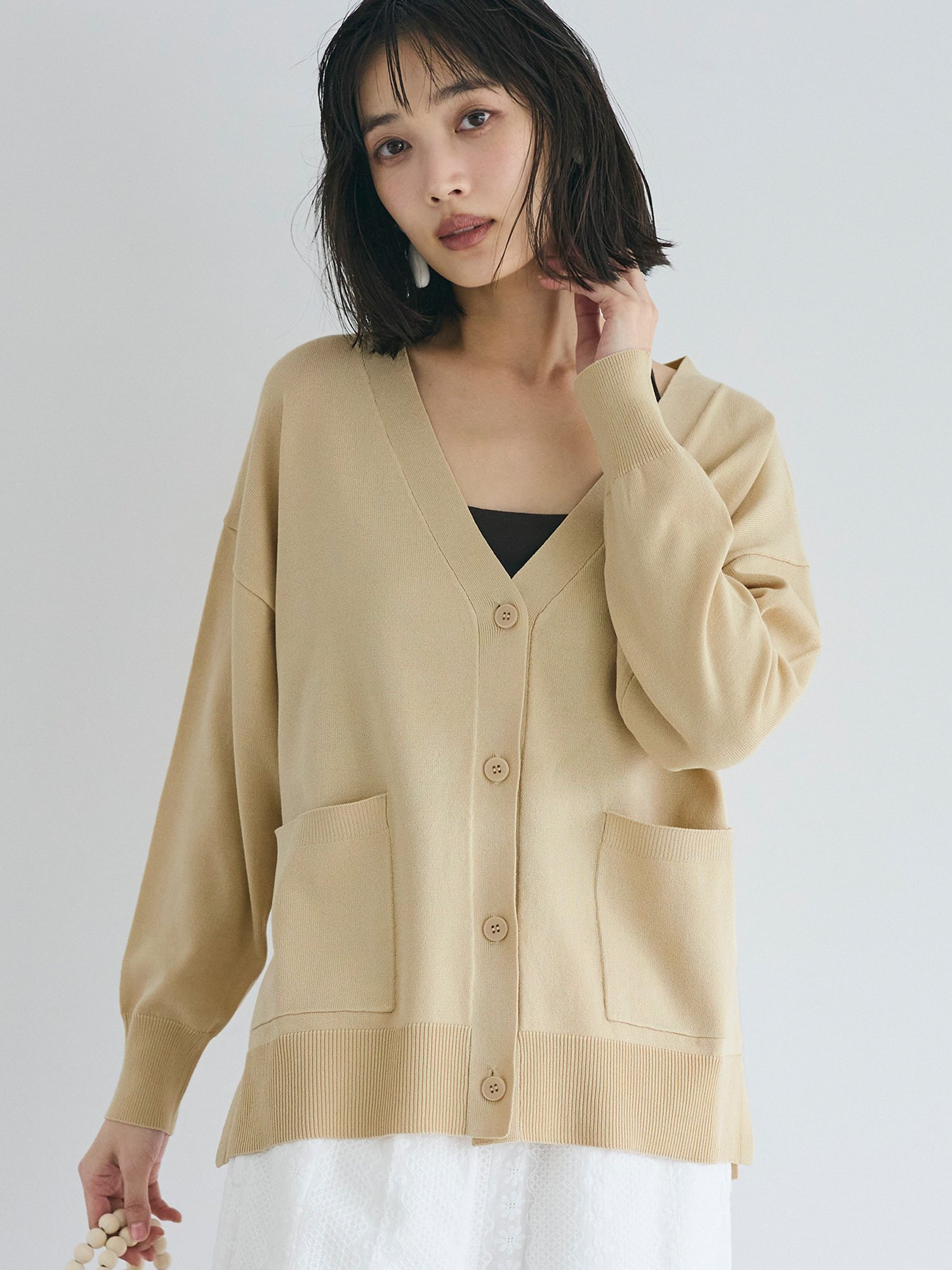 【コカ/COCA】の【UVカット】ビッグカーディガン インテリア・キッズ・メンズ・レディースファッション・服の通販 founy(ファウニー) 　ファッション　Fashion　レディースファッション　Fashion for Women　トップス・カットソー　Cut & Sew Tops　カーディガン・羽織り　Layered Style Cardigans　春　Spring　カーディガン　Cardigan, Knitwear　シンプル　Simple, Minimal　タンク　Tank Top, Sleeveless Top　長袖　Long Sleeve, Full Sleeve　バランス　Balance, Style Balance　ビッグ　Big, Oversized　ベーシック　Basic, Essential　ポケット　Pocket, Pocket Detail　無地　Plain, Solid Color　ロング　Long, Long-Length　夏　Summer　ビジネス 仕事 通勤　Business / Work / Commuting　2026年　2026　2026春夏・S/S　Spring/Summer 2026 SS26　Beige|ID: prp329100004985102 ipo3291000000037342475