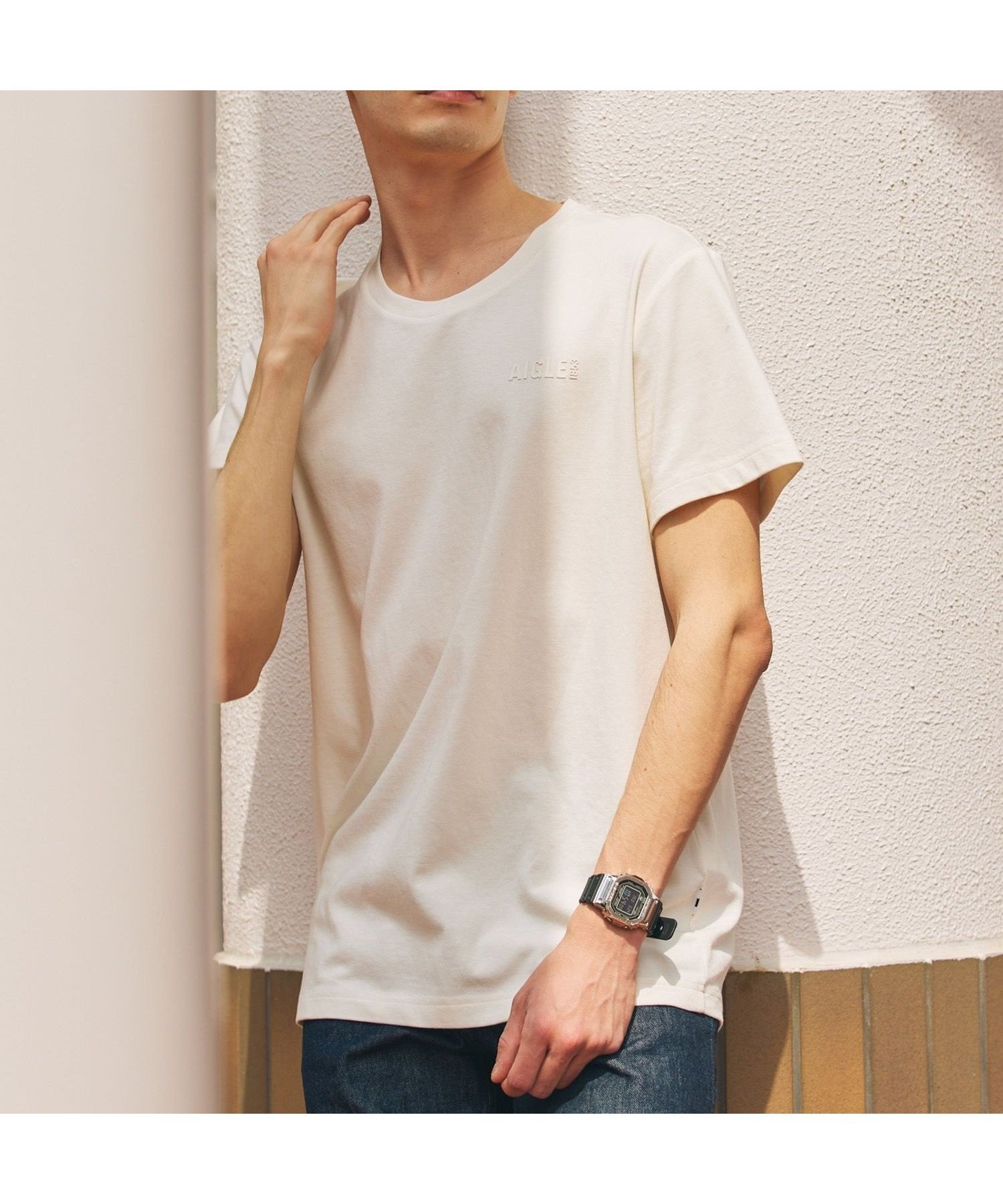 【エーグル/AIGLE】の速乾 UVカット ワンポイントロゴ 半袖Tシャツ インテリア・キッズ・メンズ・レディースファッション・服の通販 founy(ファウニー) 　ファッション　Fashion　レディースファッション　Fashion for Women　トップス・カットソー　Cut & Sew Tops　シャツ・ブラウス・オフィスカジュアル　Elegant Blouses & Button-Ups　ロングTシャツ・Tシャツ　Longline T-Shirts & Tees　ベーシック　Basic, Essential　ワンポイント　One Point, Statement Accent　半袖　Short Sleeve, Half Sleeve　吸水　Absorbent, Quick-Dry　夏　Summer　定番　Standard, Basic Item　春　Spring　S/S・春夏　SS, Spring/Summer, Warm Season　ホワイト|ID: prp329100004985119 ipo3291000000037342562