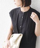 【シップス/SHIPS】のSHIPS Colors 手洗い可能 エンブロイダリー レース フレンチスリーブ シャツ 大人の最旬トレンドファッション＆コーディネート founy(ファウニー) ファッション Fashion レディースファッション Fashion for Women トップス・カットソー Cut & Sew Tops シャツ・ブラウス・オフィスカジュアル Elegant Blouses & Button-Ups インド Indian Textile エンブロイダリー Embroidery Design シンプル Simple, Minimal スラックス Slacks, Dress Pants スリーブ Sleeve, Long Sleeve / Short Sleeve タイトスカート Pencil Skirt, Tight Skirt デニム Denim, Jeans Material フレンチ French, French Style フロント Front, Front Design メンズ Men's, Menswear レース Lace, Lace Fabric アウトレット Outlet / Clearance 夏 Summer ビジネス 仕事 通勤 Business / Work / Commuting 2026年 2026 2026春夏・S/S Spring/Summer 2026 SS26 thumbnail ブラック|ID: prp329100004985128 ipo3291000000037366437