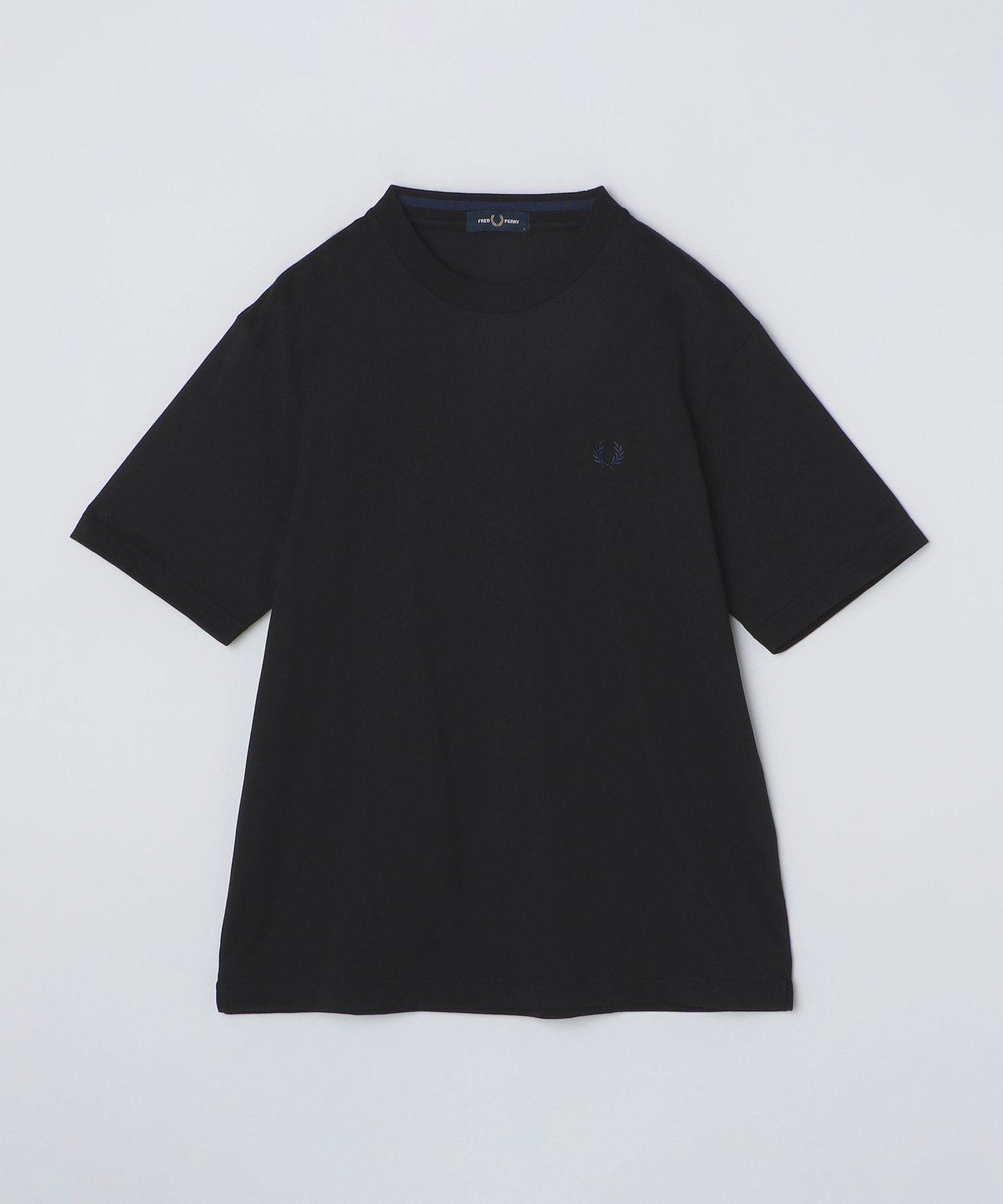 【シップス/SHIPS / MEN】の【SHIPS別注】FRED PERRY COOLMAX 鹿の子 ワンポイント ロゴ Tシャツ 25SS インテリア・キッズ・メンズ・レディースファッション・服の通販 founy(ファウニー) 　ファッション　Fashion　メンズファッション　Fashion for Men　インナー　Innerwear　吸水　Absorbent, Quick-Dry　鹿の子　Piqué, Kanoko Fabric　スタイリッシュ　Stylish, Fashionable　ベスト　Vest, Waistcoat　ポロシャツ　Polo Shirt, Collared Tee　別注　Limited Edition, Custom Order　ミックス　Mix, Mixed Style　ロンドン　London Style, British Inspired　ワンポイント　One Point, Statement Accent　エレガント 上品　Elegant　2025年　2025　2025春夏・S/S　Spring/Summer 2025 SS25　ブラック|ID: prp329100004985155 ipo3291000000037342795