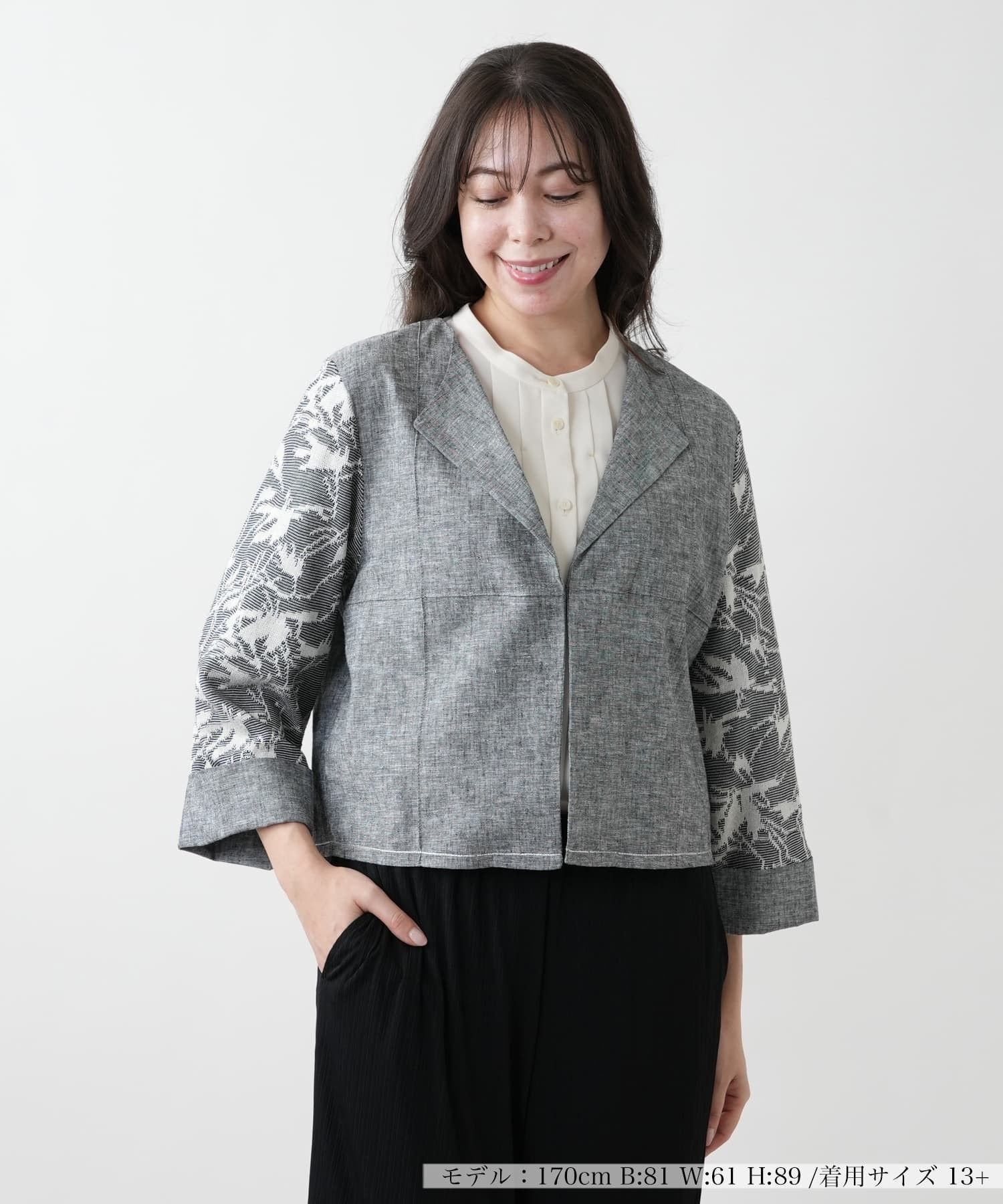 【レリアンプラスハウス/Leilian PLUS HOUSE】の【店頭人気】ショートジャケット【CINZIA CALDI】 インテリア・キッズ・メンズ・レディースファッション・服の通販 founy(ファウニー) 　ファッション　Fashion　レディースファッション　Fashion for Women　アウター　Coat / Outerwear Collection　レディースジャケット・軽アウター　Jackets　エレガント 上品　Elegant　ショート　Short, Short Length　ジャケット　Jacket, Outerwear　スリーブ　Sleeve, Long Sleeve / Short Sleeve　フォルム　Silhouette, Form　フレア　Flare, Flared　フロント　Front, Front Design　ポケット　Pocket, Pocket Detail　人気　Popular, Best Seller　夏　Summer　アッシュグレー|ID: prp329100004985232 ipo3291000000037343126