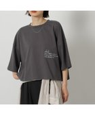 【ラコレ/LAKOLE】の刺繍ロゴクロップドT 大人の最旬トレンドファッション＆コーディネート founy(ファウニー) ファッション Fashion レディースファッション Fashion for Women おすすめ Recommended / Our Picks クロップド Cropped, Short Length フレア Flare, Flared ボックス Boxy, Box Shape リラックス Relax, Relaxed Fit thumbnail チャコール|ID: prp329100004985461 ipo3291000000037344940