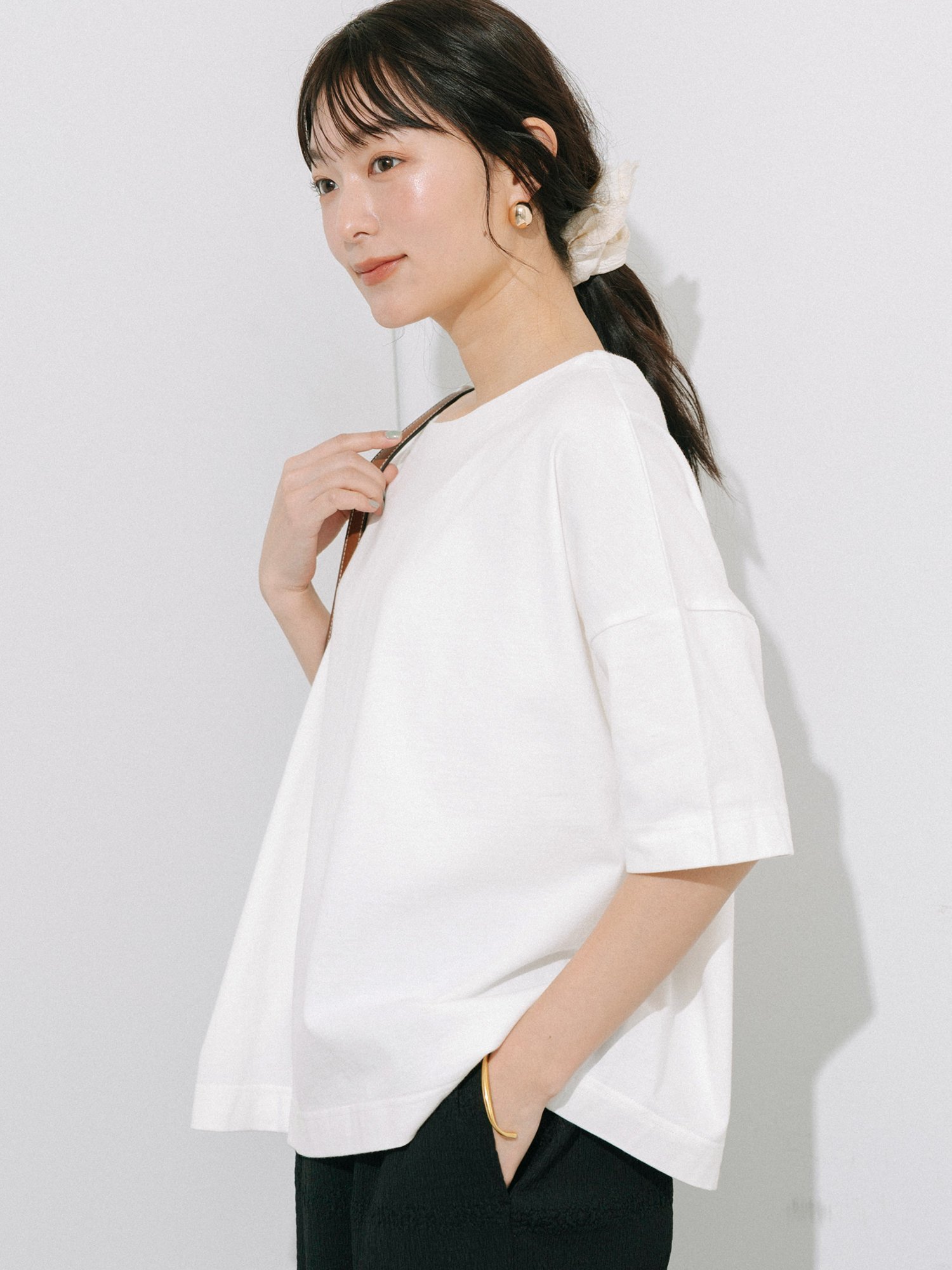 【コカ/COCA】のビッグシルエットTシャツ 大人の最旬トレンドファッション＆コーディネート founy(ファウニー) 　ファッション　Fashion　レディースファッション　Fashion for Women　トップス・カットソー　Cut & Sew Tops　シャツ・ブラウス・オフィスカジュアル　Elegant Blouses & Button-Ups　ロングTシャツ・Tシャツ　Longline T-Shirts & Tees　アクセサリー　Fashion Accessories　春　Spring　カットソー　Cut and Sewn Top　カーディガン　Cardigan, Knitwear　シンプル　Simple, Minimal　ジャケット　Jacket, Outerwear　デニム　Denim, Jeans Material　ビッグ　Big, Oversized　ベーシック　Basic, Essential　ポケット　Pocket, Pocket Detail　無地　Plain, Solid Color　リラックス　Relax, Relaxed Fit　レギンス　Leggings, Stretch Pants　S/S・春夏　SS, Spring/Summer, Warm Season　おすすめ　Recommended / Our Picks　夏　Summer　2026年　2026　2026春夏・S/S　Spring/Summer 2026 SS26　 other-1|ID: prp329100004985476 ipo3291000000037345016