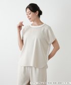 【レリアンプラスハウス/Leilian PLUS HOUSE】の【店舗人気】異素材切替カットソー 大人の最旬トレンドファッション＆コーディネート founy(ファウニー) ファッション Fashion レディースファッション Fashion for Women トップス・カットソー Cut & Sew Tops カットソー・ベーシックTシャツ Cut-and-Sewn Tops / Stretch Tees & Basics アクセサリー Fashion Accessories ウォッシャブル Machine Washable カットソー Cut and Sewn Top スパンコール Sequins, Sequin Embellishment セットアップ Set-Up, Coordinated Outfit フロント Front, Front Design ポケット Pocket, Pocket Detail エレガント 上品 Elegant 人気 Popular, Best Seller 切替 Switching, Contrast Panel thumbnail ベージュ|ID: prp329100004985503 ipo3291000000037345122