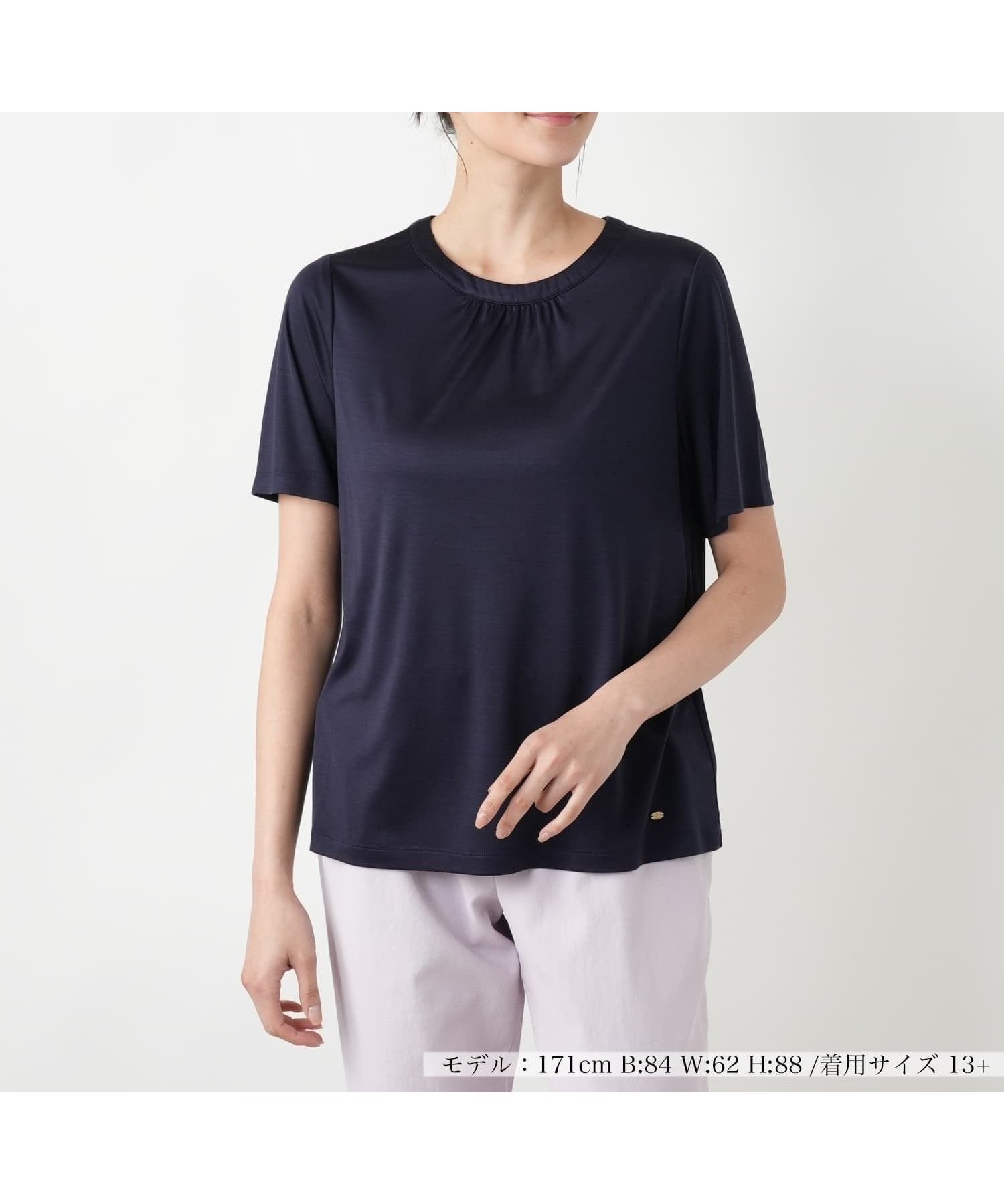 【レリアンプラスハウス/Leilian PLUS HOUSE】の【店頭人気】シルククルーネックカットソー インテリア・キッズ・メンズ・レディースファッション・服の通販 founy(ファウニー) 　ファッション　Fashion　レディースファッション　Fashion for Women　トップス・カットソー　Cut & Sew Tops　カットソー・ベーシックTシャツ　Cut-and-Sewn Tops / Stretch Tees & Basics　インナー　Innerwear　ウォッシャブル　Machine Washable　エレガント 上品　Elegant　カーディガン　Cardigan, Knitwear　ギャザー　Gathered, Ruffled　シルク　Silk, 100% Silk　シンプル　Simple, Minimal　ジャケット　Jacket, Outerwear　バランス　Balance, Style Balance　ポケット　Pocket, Pocket Detail　人気　Popular, Best Seller　夏　Summer　ネイビー|ID: prp329100004985549 ipo3291000000037345391