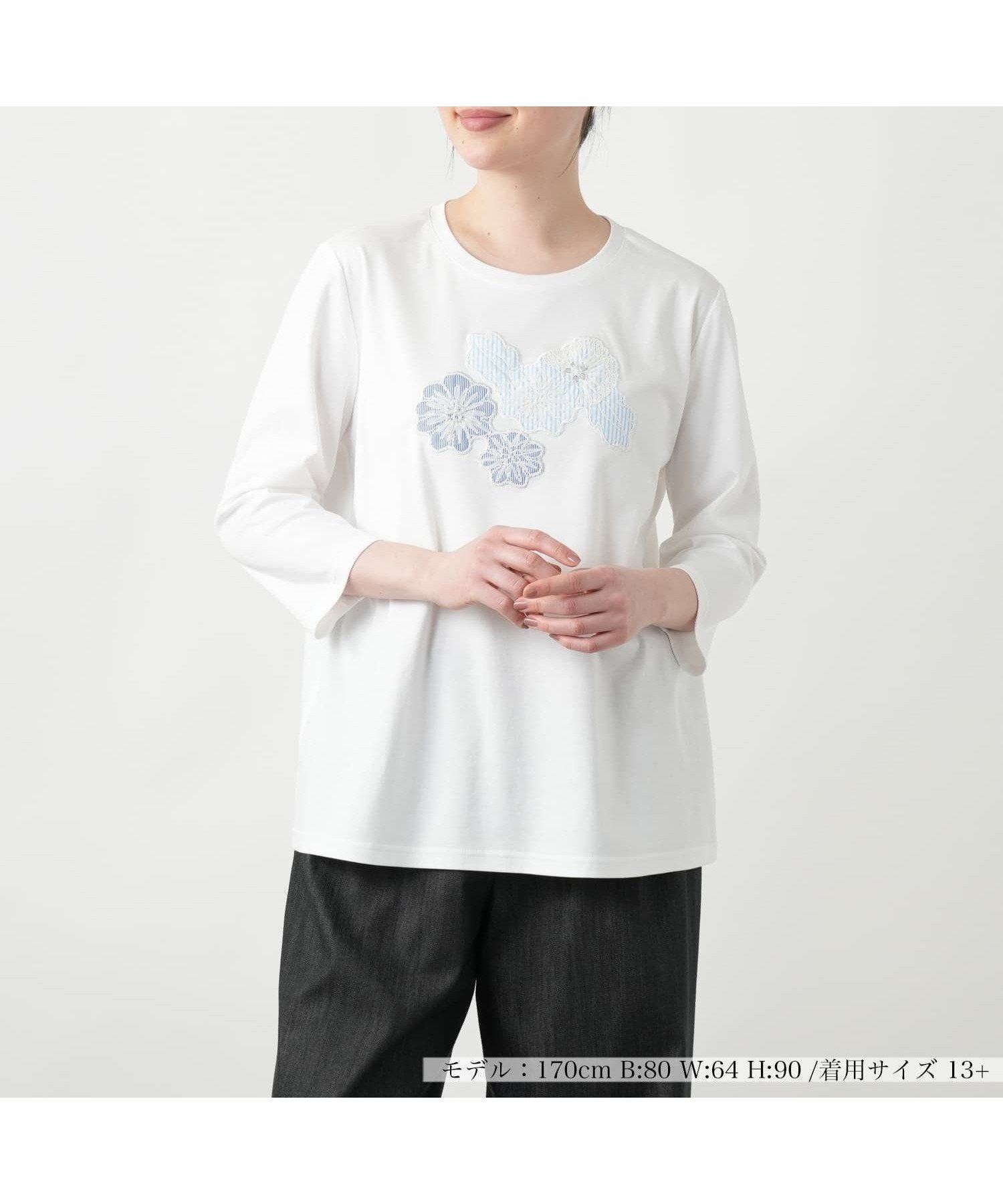 【レリアンプラスハウス/Leilian PLUS HOUSE】の【店頭人気】フラワーモチーフ七分袖カットソー インテリア・キッズ・メンズ・レディースファッション・服の通販 founy(ファウニー) 　ファッション　Fashion　レディースファッション　Fashion for Women　トップス・カットソー　Cut & Sew Tops　カットソー・ベーシックTシャツ　Cut-and-Sewn Tops / Stretch Tees & Basics　花柄・フラワープリント・モチーフ　Floral Prints & Motifs / Flower Pattern Tops　ウォッシャブル　Machine Washable　カットソー　Cut and Sewn Top　カーディガン　Cardigan, Knitwear　シンプル　Simple, Minimal　ジャケット　Jacket, Outerwear　ストライプ　Stripe, Striped Pattern　バランス　Balance, Style Balance　ビジュー　Bijou, Jewel-like Accent　フィット　Fit, Slim Fit　フラワー　Flower, Floral　ポケット　Pocket, Pocket Detail　モチーフ　Motif, Design Theme　人気　Popular, Best Seller　夏　Summer　アイボリー|ID: prp329100004985552 ipo3291000000037345414