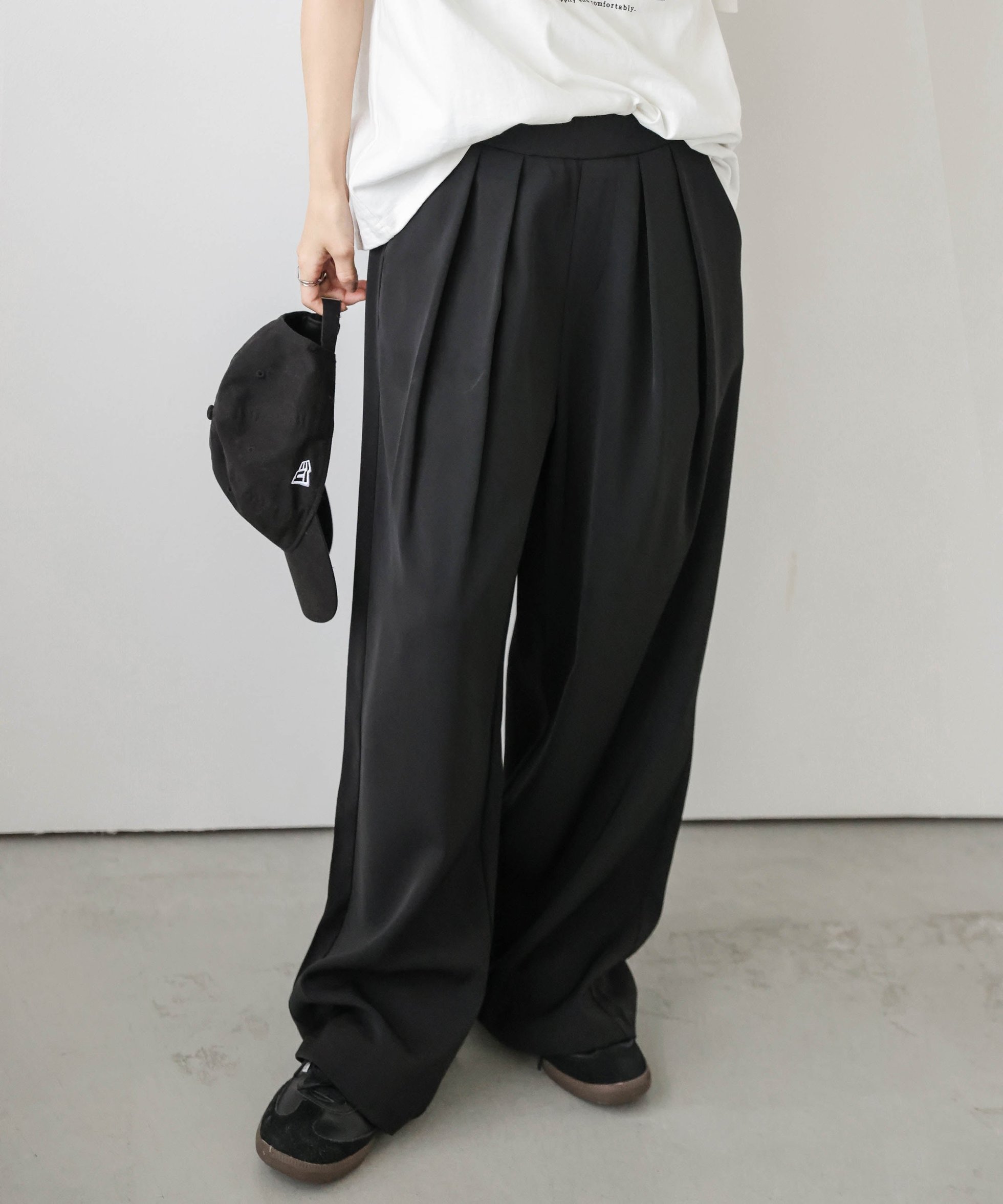 【ラジュール/Lajour】の【日本製】タックワイドパンツ インテリア・キッズ・メンズ・レディースファッション・服の通販 founy(ファウニー) 　ファッション　Fashion　レディースファッション　Fashion for Women　パンツ　Pants & Trousers　なめらか　Smooth, Silky Texture　ツイル　Twist, Twisted Detail　フロント　Front, Front Design　ワイド　Wide, Wide Fit　エレガント 上品　Elegant　日本製　Made In Japan　ブラック|ID: prp329100004985579 ipo3291000000037345590