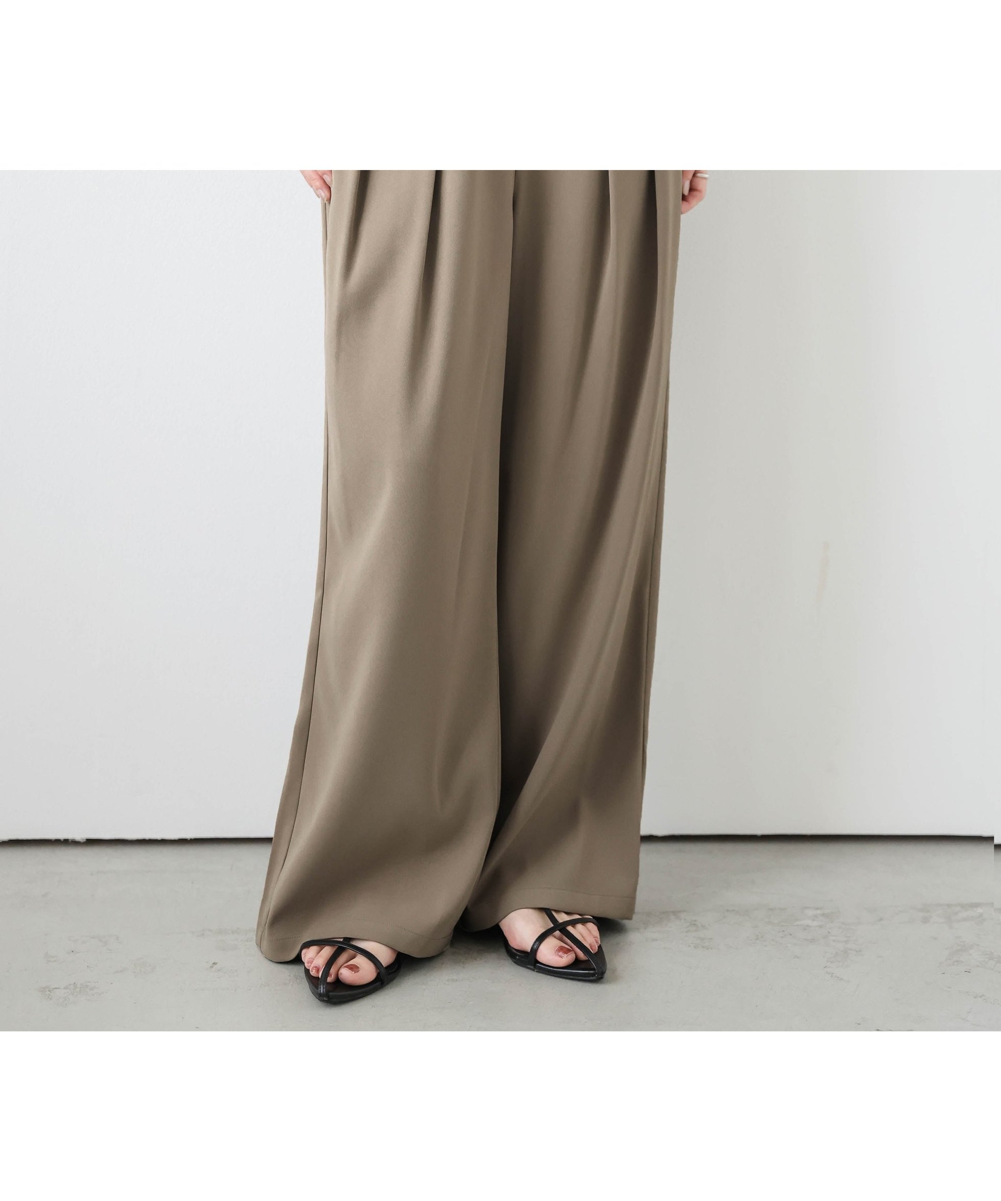 【ラジュール/Lajour】の【日本製】タックワイドパンツ インテリア・キッズ・メンズ・レディースファッション・服の通販 founy(ファウニー) 　ファッション　Fashion　レディースファッション　Fashion for Women　パンツ　Pants & Trousers　なめらか　Smooth, Silky Texture　ツイル　Twist, Twisted Detail　フロント　Front, Front Design　ワイド　Wide, Wide Fit　エレガント 上品　Elegant　日本製　Made In Japan　ベージュ|ID: prp329100004985579 ipo3291000000037345591