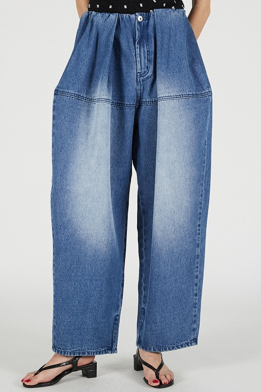 【プランク プロジェクト/PRANK PROJECT】のペグトップデニムパンツ / Peg-Top Denim Pants 大人の最旬トレンドファッション＆コーディネート founy(ファウニー) 　ファッション　Fashion　レディースファッション　Fashion for Women　パンツ　Pants & Trousers　デニムパンツ・ジーンズ・美脚デニム　Denim Jeans & Pants　ギャザー　Gathered, Ruffled　コンパクト　Compact, Small Size　バランス　Balance, Style Balance　 other-1|ID: prp329100004985582 ipo3291000000037345595