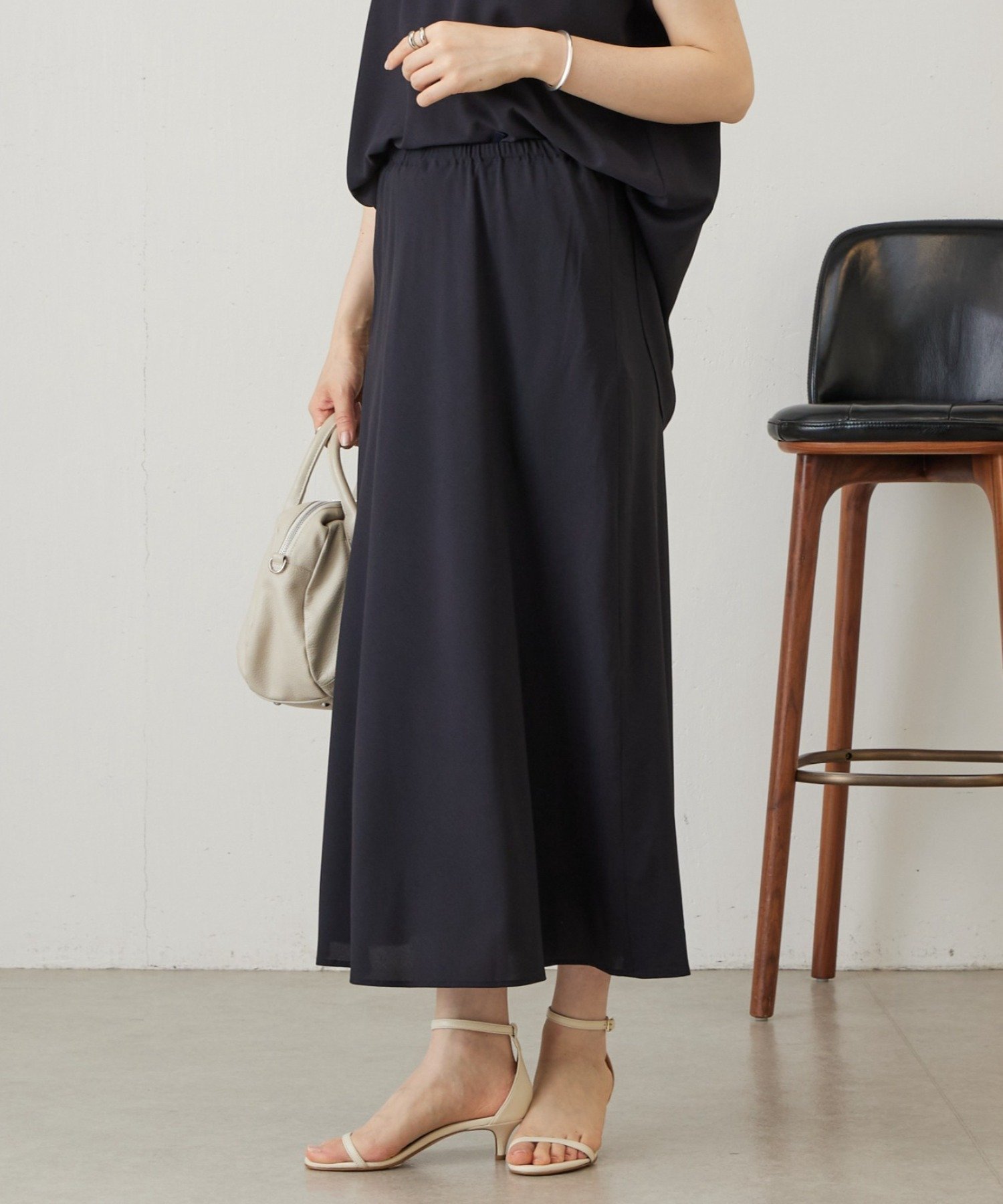 【ビアズリー/BEARDSLEY】のストレッチジョーゼットバイヤススカート インテリア・キッズ・メンズ・レディースファッション・服の通販 founy(ファウニー) 　ファッション　Fashion　レディースファッション　Fashion for Women　スカート　Skirts　サンダル　Sandals, Summer Shoes　シューズ　Shoes, Footwear　ジョーゼット　Georgette, Semi-Sheer Fabric　ストレッチ　Stretch, Stretchy Fabric　スニーカー　Sneakers, Trainers　セットアップ　Set-Up, Coordinated Outfit　定番　Standard, Basic Item　フレア　Flare, Flared　ポケット　Pocket, Pocket Detail　再入荷　Restock / Back in Stock　おすすめ　Recommended / Our Picks　夏　Summer　ネイビー|ID: prp329100004985608 ipo3291000000037345742