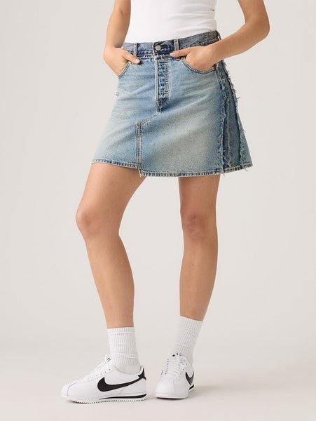 【リーバイス/Levis】のデコンストラクテッド エッジ スカート ミディアムインディゴ 大人の最旬トレンドファッション＆コーディネート founy(ファウニー) 　ファッション　Fashion　レディースファッション　Fashion for Women　スカート　Skirts　アシンメトリー　Asymmetrical Style　デニム　Denim, Jeans Material　フィット　Fit, Slim Fit　レギュラー　Regular, Standard Fit　定番　Standard, Basic Item　 other-1|ID: prp329100004985614 ipo3291000000037345762