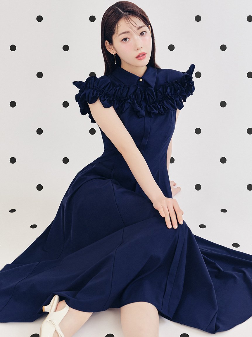 【セルフォード/CELFORD】のフリルヨークシャツワンピース インテリア・キッズ・メンズ・レディースファッション・服の通販 founy(ファウニー) 　ファッション　Fashion　レディースファッション　Fashion for Women　ワンピース　Dresses　シャツワンピース / 1枚で着映えコーデ　Shirt Dresses　ウェーブ　Wavy Pattern　コルセット　Corset, Bustier　シェイプ　Shape, Slim Fit　スマート　Smart, Elegant　パターン　Pattern, Design Print　フリル　Frill, Ruffle　フロント　Front, Front Design　ポケット　Pocket, Pocket Detail　メタル　Metal, Metal Parts　ヨーク　Yoke, Yoke Design　リボン　Ribbon, Bow　おすすめ　Recommended / Our Picks　NVY[089]|ID: prp329100004985619 ipo3291000000037345791