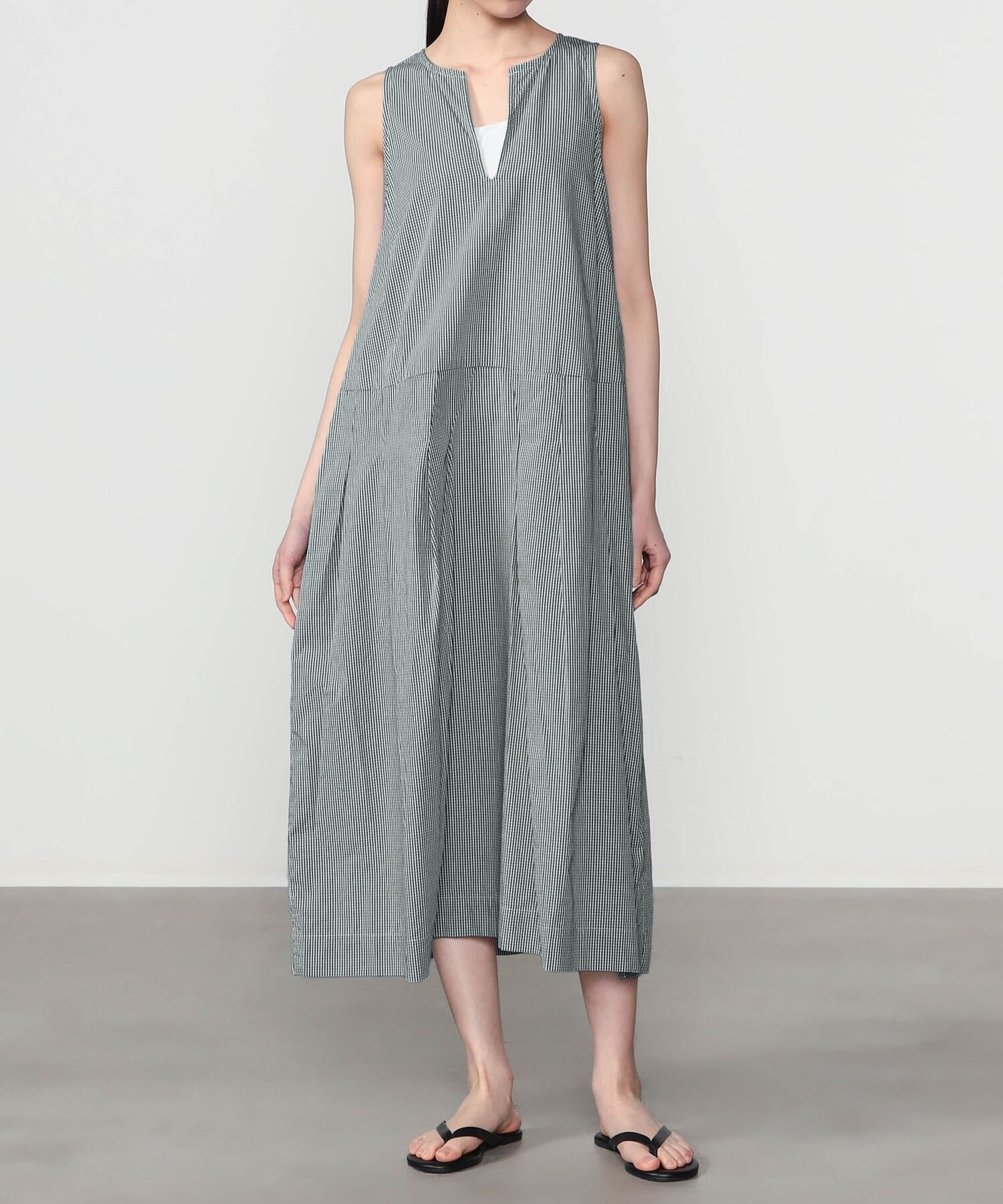 【ビショップ/Bshop】のコットン ノースリーブ ロングワンピース GREEN CHECK WOMEN 大人の最旬トレンドファッション＆コーディネート founy(ファウニー) 　ファッション　Fashion　レディースファッション　Fashion for Women　ワンピース　Dresses　アンティーク　Antique-Inspired　コレクション　Collection, Seasonal Line　シンプル　Simple, Minimal　チェック　Check, Plaid, Tartan　ノースリーブ　Sleeveless, No-Sleeve　パターン　Pattern, Design Print　ミックス　Mix, Mixed Style　ロング　Long, Long-Length　ヴィンテージ　Vintage Style　 other-1|ID: prp329100004985627 ipo3291000000037345818