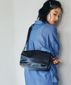 【レプシィム ローリーズファーム/LEPSIM LOWRYS FARM】の【500mlペットボトルも入る】フラップボディバッグ 大人の最旬トレンドファッション＆コーディネート founy(ファウニー) ファッション Fashion レディースファッション Fashion for Women バッグ Bags コンパクト Compact, Small Size ジャケット Jacket, Outerwear フィット Fit, Slim Fit フェイクレザー Faux Leather, PU Leather フラップ Flap, Flap Pocket マニッシュ Mannish, Boyish thumbnail ブラック09|ID: prp329100004985658 ipo3291000000037346020