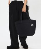 【ザ ノース フェイス/THE NORTH FACE】の【公式】ジオフェイストート 大人の最旬トレンドファッション＆コーディネート founy(ファウニー) ファッション Fashion レディースファッション Fashion for Women バッグ Bags アクセサリー Fashion Accessories クッション Cushion, Throw Pillow スマート Smart, Elegant スリーブ Sleeve, Long Sleeve / Short Sleeve ビジネス 仕事 通勤 Business / Work / Commuting フロント Front, Front Design ポケット Pocket, Pocket Detail ラップ Wrap, Wrap Design thumbnail ブラック|ID: prp329100004985995 ipo3291000000037347929
