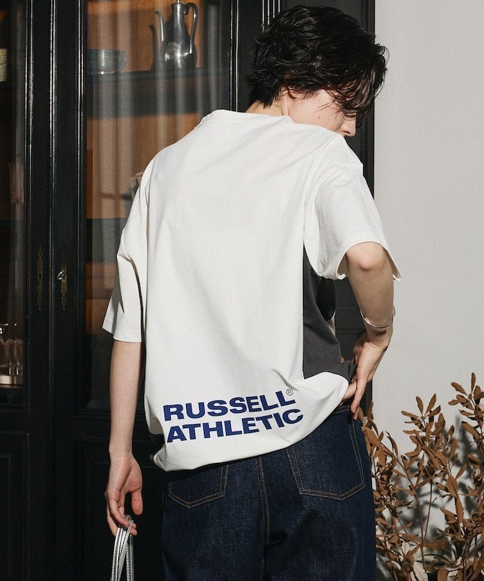 【フリークスストア/FREAK'S STORE】のRUSSEL ATHLETIC×FREAK S STORE 別注 ビッグシルエット サイド切り替え ヘムコード Tシャツ 【限定展開】 インテリア・キッズ・メンズ・レディースファッション・服の通販 founy(ファウニー) 　ファッション　Fashion　レディースファッション　Fashion for Women　トップス・カットソー　Cut & Sew Tops　シャツ・ブラウス・オフィスカジュアル　Elegant Blouses & Button-Ups　ロングTシャツ・Tシャツ　Longline T-Shirts & Tees　ヴィンテージ　Vintage Style　カーゴパンツ　Cargo Pants, Utility Pants　ショーツ　Shorts, Short Pants　シンプル　Simple, Minimal　デニム　Denim, Jeans Material　トレンド　Trend, Trending Now　ドローコード　Drawcord, Drawstring Cord　人気　Popular, Best Seller　ビッグ　Big, Oversized　フロント　Front, Front Design　プリント　Print, Printed Pattern　ボトム　Bottoms, Lower Wear　別注　Limited Edition, Custom Order　リラックス　Relax, Relaxed Fit　ワイド　Wide, Wide Fit　ワンポイント　One Point, Statement Accent　S/S・春夏　SS, Spring/Summer, Warm Season　おすすめ　Recommended / Our Picks　夏　Summer　2026年　2026　2026春夏・S/S　Spring/Summer 2026 SS26　ホワイト|ID: prp329100004986019 ipo3291000000037348009