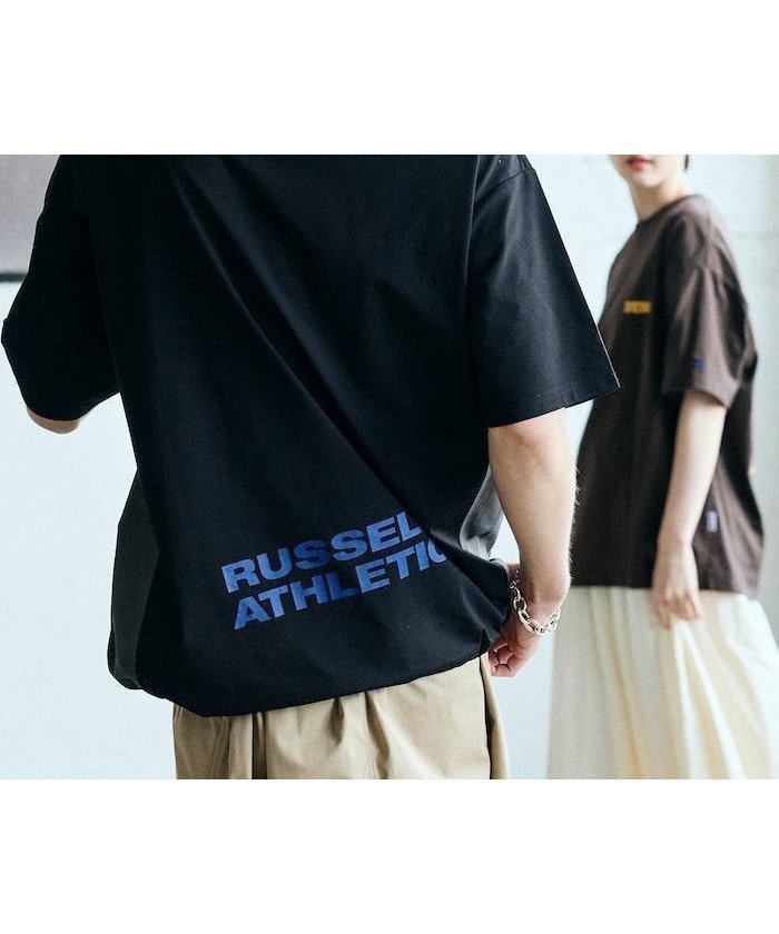 【フリークスストア/FREAK'S STORE】のRUSSEL ATHLETIC×FREAK S STORE 別注 ビッグシルエット サイド切り替え ヘムコード Tシャツ 【限定展開】 インテリア・キッズ・メンズ・レディースファッション・服の通販 founy(ファウニー) 　ファッション　Fashion　レディースファッション　Fashion for Women　トップス・カットソー　Cut & Sew Tops　シャツ・ブラウス・オフィスカジュアル　Elegant Blouses & Button-Ups　ロングTシャツ・Tシャツ　Longline T-Shirts & Tees　ヴィンテージ　Vintage Style　カーゴパンツ　Cargo Pants, Utility Pants　ショーツ　Shorts, Short Pants　シンプル　Simple, Minimal　デニム　Denim, Jeans Material　トレンド　Trend, Trending Now　ドローコード　Drawcord, Drawstring Cord　人気　Popular, Best Seller　ビッグ　Big, Oversized　フロント　Front, Front Design　プリント　Print, Printed Pattern　ボトム　Bottoms, Lower Wear　別注　Limited Edition, Custom Order　リラックス　Relax, Relaxed Fit　ワイド　Wide, Wide Fit　ワンポイント　One Point, Statement Accent　S/S・春夏　SS, Spring/Summer, Warm Season　おすすめ　Recommended / Our Picks　夏　Summer　2026年　2026　2026春夏・S/S　Spring/Summer 2026 SS26　ブラック|ID: prp329100004986019 ipo3291000000037348011