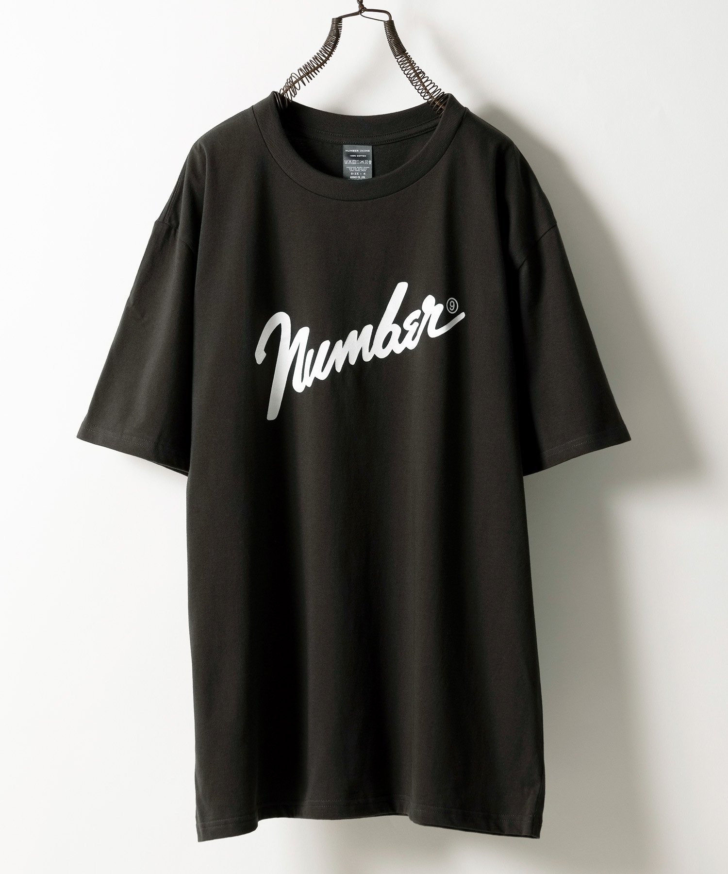 【ナンバー/Number】のNumber9_T-SHIRT インテリア・キッズ・メンズ・レディースファッション・服の通販 founy(ファウニー) 　ファッション　Fashion　レディースファッション　Fashion for Women　トップス・カットソー　Cut & Sew Tops　シャツ・ブラウス・オフィスカジュアル　Elegant Blouses & Button-Ups　ロングTシャツ・Tシャツ　Longline T-Shirts & Tees　インナー　Innerwear　グラフィック　Graphic, Graphic Design　コレクション　Collection, Seasonal Line　スタイリッシュ　Stylish, Fashionable　スラックス　Slacks, Dress Pants　デニム　Denim, Jeans Material　定番　Standard, Basic Item　人気　Popular, Best Seller　バランス　Balance, Style Balance　ワイド　Wide, Wide Fit　おすすめ　Recommended / Our Picks　CHARCOAL|ID: prp329100004986080 ipo3291000000037348317