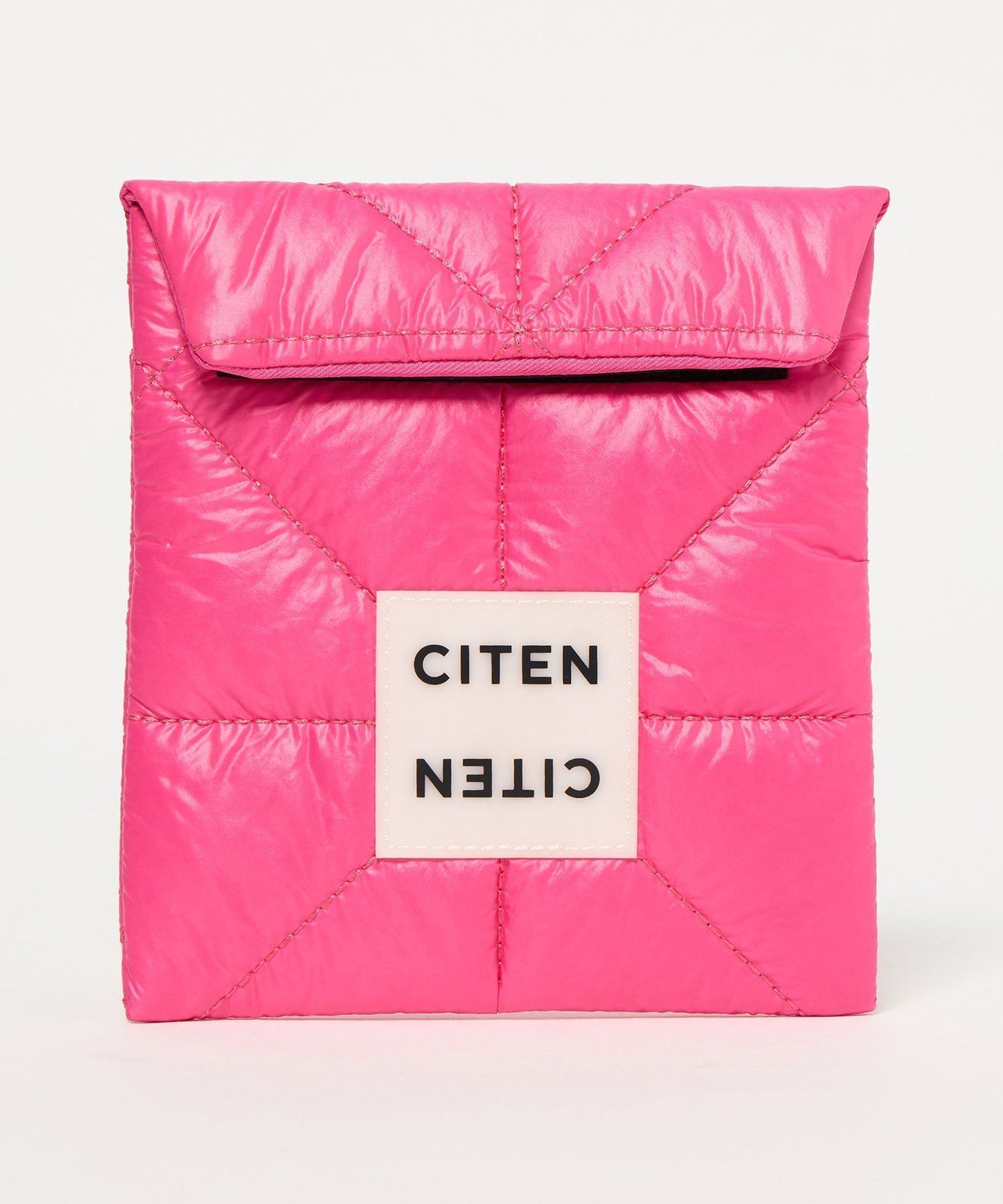 【シテン/CITEN】のCITEN パデッド ポーチ M インテリア・キッズ・メンズ・レディースファッション・服の通販 founy(ファウニー) 　ファッション　Fashion　レディースファッション　Fashion for Women　ポーチ&ミニバッグ　Pouches & Mini Bags　カラフル　Colorful Design　スクエア　Square, Square Shape　フィット　Fit, Slim Fit　ポーチ　Pouch, Small Case　A/W・秋冬　Autumn/Winter　おすすめ　Recommended / Our Picks　ギフト プレゼント　Gift / Present　その他6|ID: prp329100004986098 ipo3291000000037348412