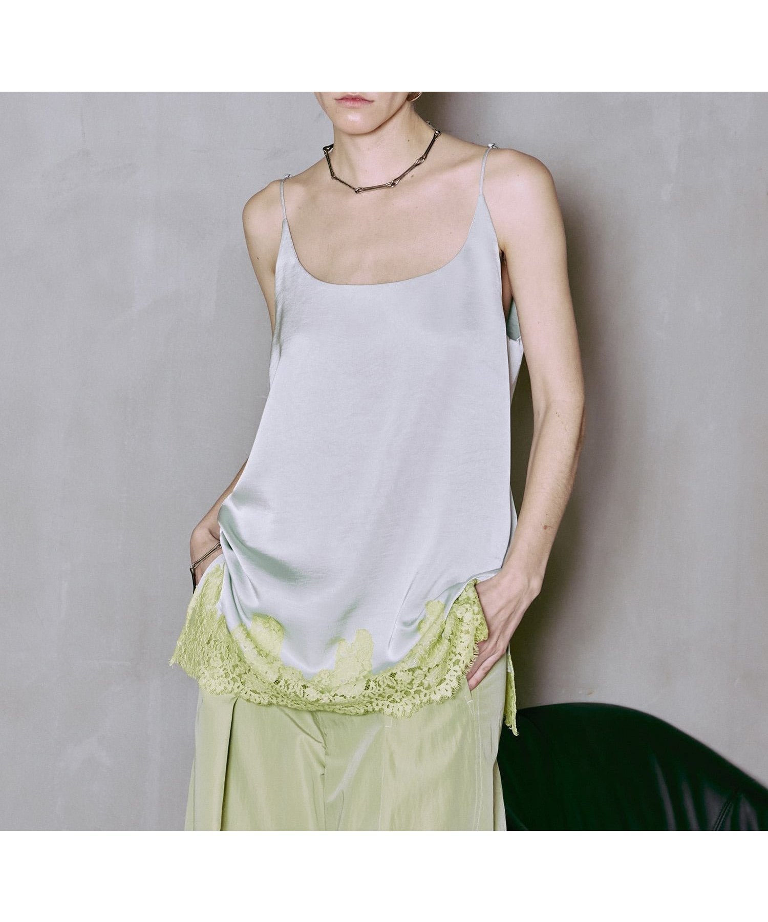 【メゾンスペシャル/MAISON SPECIAL】のLace Cami / レースキャミ インテリア・キッズ・メンズ・レディースファッション・服の通販 founy(ファウニー) 　ファッション　Fashion　レディースファッション　Fashion for Women　トップス・カットソー　Cut & Sew Tops　キャミソール&ノースリーブ　Camisoles & Sleeveless Tops　サテン　Satin, Glossy Fabric　レース　Lace, Lace Fabric　ロング　Long, Long-Length　M.GRN|ID: prp329100004986299 ipo3291000000037349580