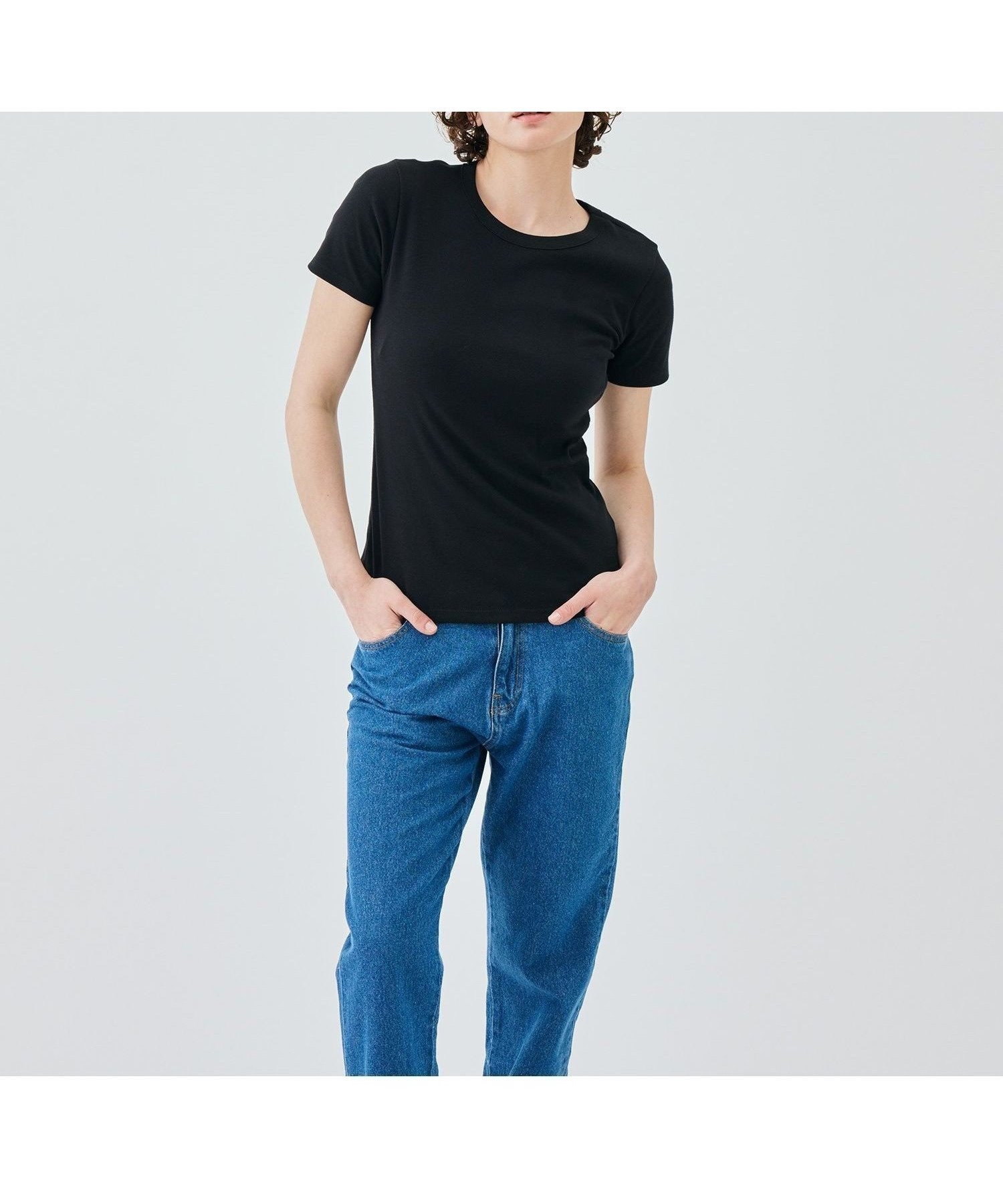 【プチバトー/PETIT BATEAU】のクルーネック半袖Tシャツ インテリア・キッズ・メンズ・レディースファッション・服の通販 founy(ファウニー) 　ファッション　Fashion　レディースファッション　Fashion for Women　トップス・カットソー　Cut & Sew Tops　シャツ・ブラウス・オフィスカジュアル　Elegant Blouses & Button-Ups　ロングTシャツ・Tシャツ　Longline T-Shirts & Tees　おすすめ　Recommended / Our Picks　シンプル　Simple, Minimal　フィット　Fit, Slim Fit　半袖　Short Sleeve, Half Sleeve　ブラック|ID: prp329100004986300 ipo3291000000037349583