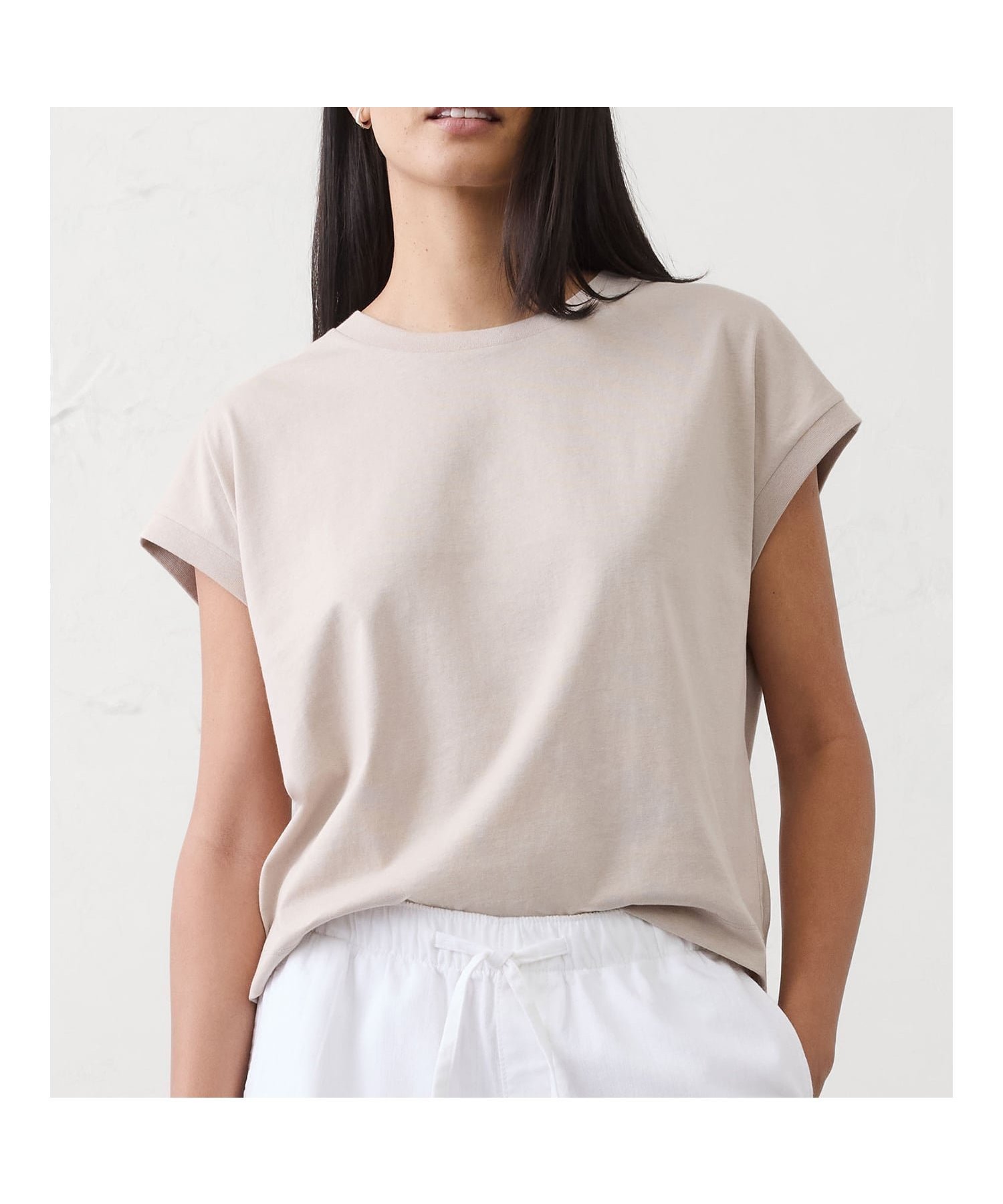 【バナナリパブリック ファクトリーストア/BANANA REPUBLIC FACTORY STORE】のプレミアムコットン ボクシーTシャツ インテリア・キッズ・メンズ・レディースファッション・服の通販 founy(ファウニー) 　ファッション　Fashion　レディースファッション　Fashion for Women　トップス・カットソー　Cut & Sew Tops　シャツ・ブラウス・オフィスカジュアル　Elegant Blouses & Button-Ups　ロングTシャツ・Tシャツ　Longline T-Shirts & Tees　ショート　Short, Short Length　スリーブ　Sleeve, Long Sleeve / Short Sleeve　トレンド　Trend, Trending Now　プレミアム　Premium, High-End　PEWTER_GREY|ID: prp329100004986312 ipo3291000000037349649