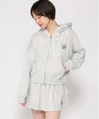 【ギャップ/GAP】のフレンチテリー オーバーサイズ GAPハートロゴ ジップアップパーカー 大人の最旬トレンドファッション＆コーディネート founy(ファウニー) ファッション Fashion レディースファッション Fashion for Women トップス・カットソー Cut & Sew Tops レディースパーカー・カジュアルフーディー Casual Hoodies & Sweatshirts おすすめ Recommended / Our Picks クラシック Classic, Timeless Style ショルダー Shoulder, Shoulder Strap ショート Short, Short Length ダウン Down, Puffer ドロップ Drop Shoulder, Dropped Style フィット Fit, Slim Fit フレンチ French, French Style フロント Front, Front Design ルーズ Loose, Oversized 長袖 Long Sleeve, Full Sleeve thumbnail BC03_GREY|ID: prp329100004986326 ipo3291000000037349717